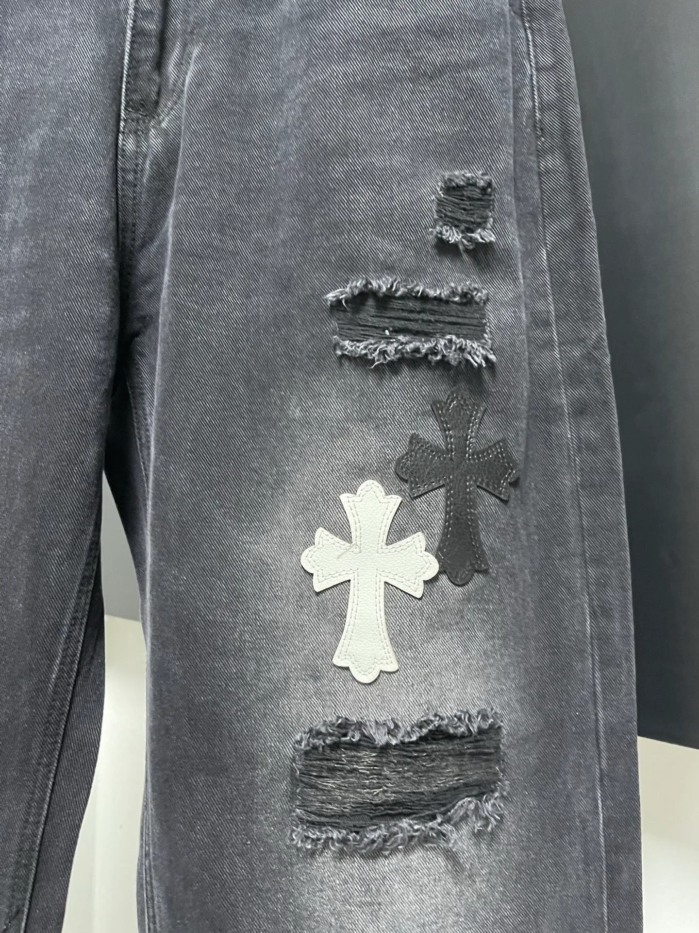 Джинсы Мужские Chrome Hearts 17902469