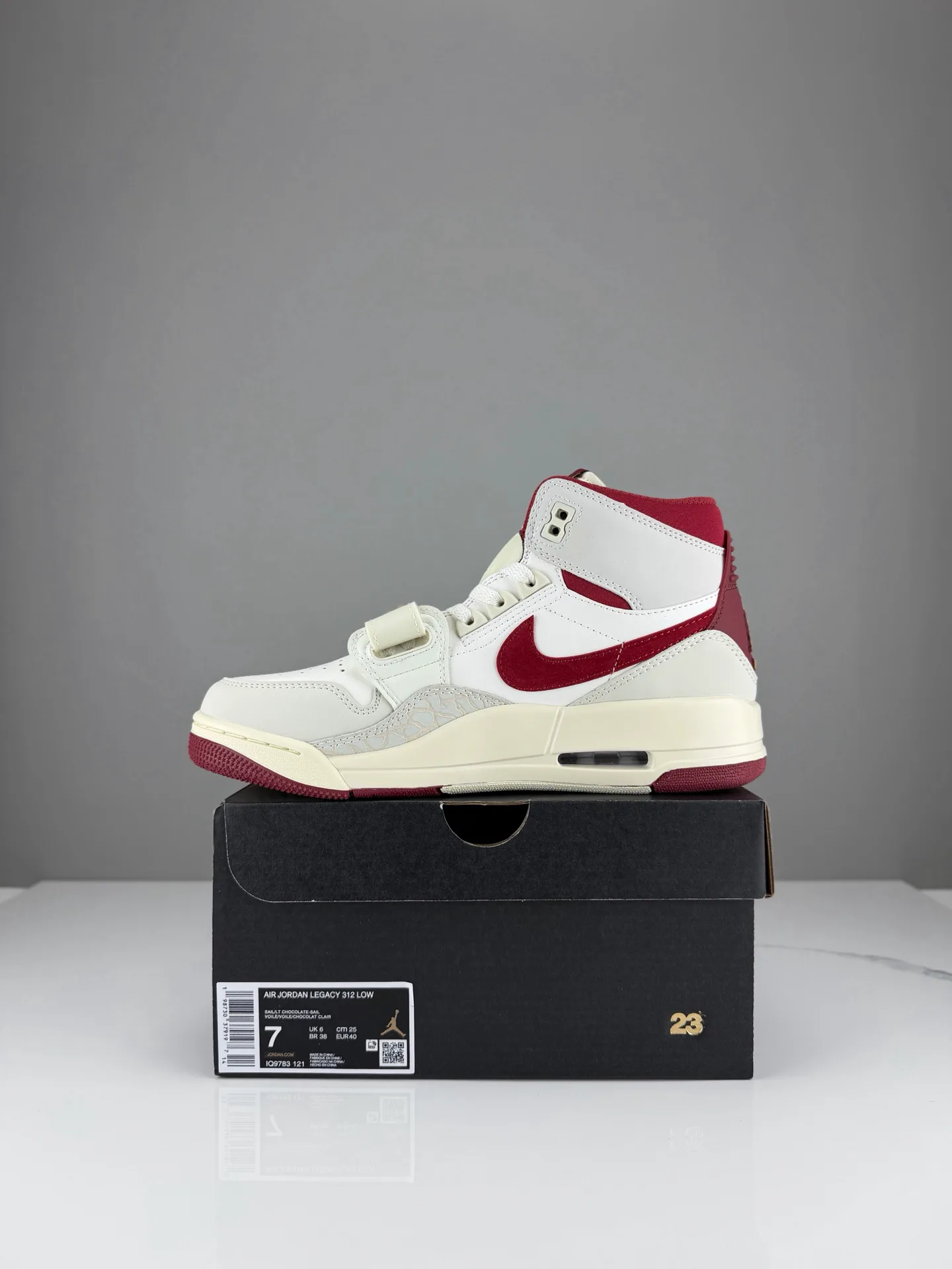 Кроссовки Мужские Air Jordan 3639082