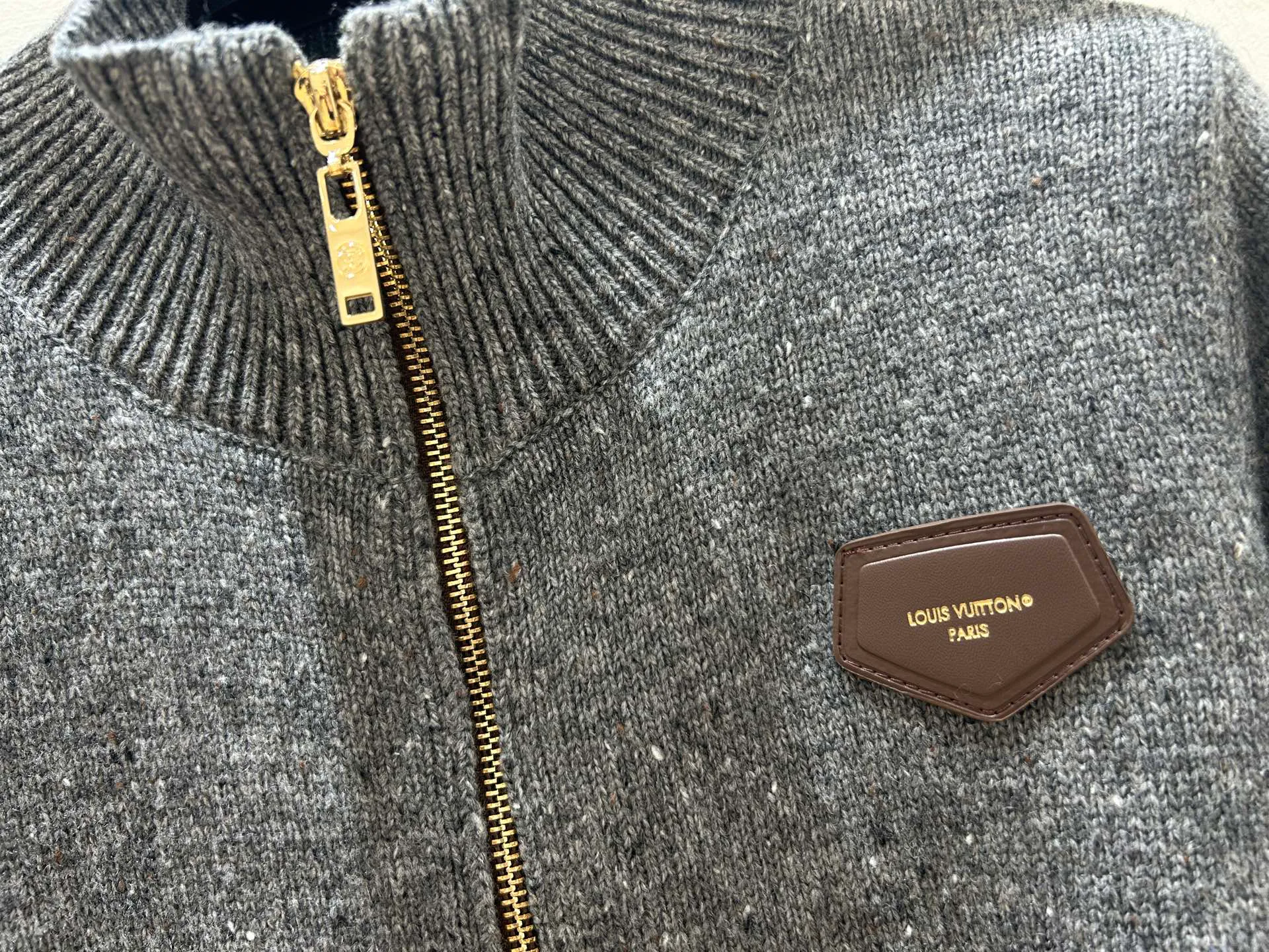 Джемперы И Свитеры Женские Louis Vuitton 19297026