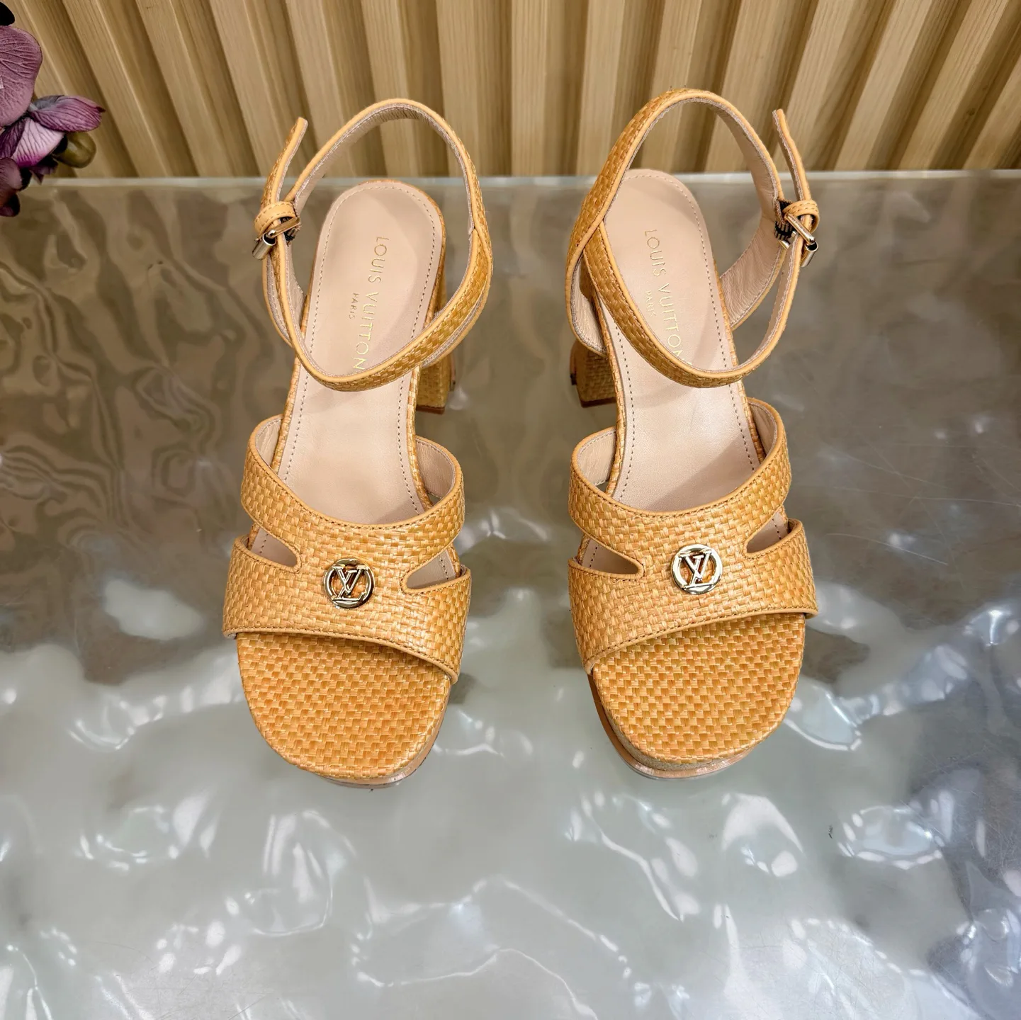 Сандалии Женские Louis Vuitton 629259
