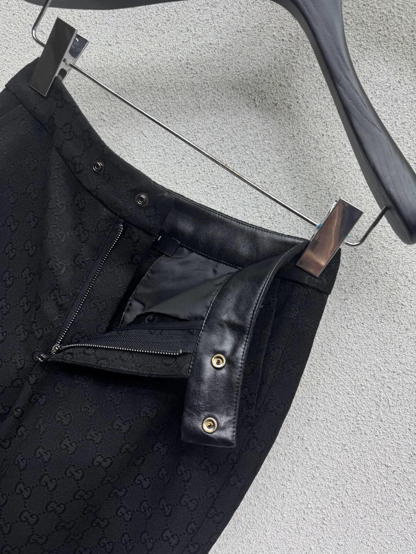 Брюки Женские Gucci 18228558