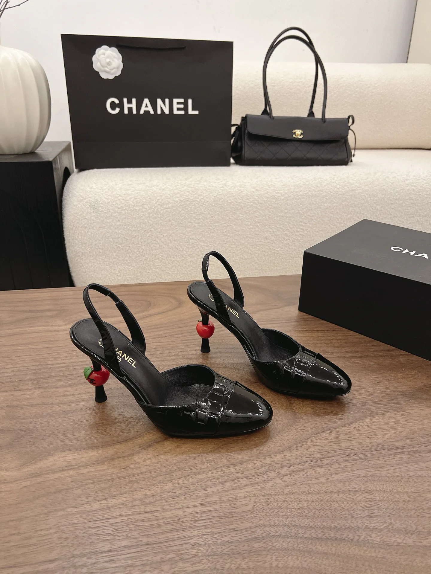 Туфли Женские Chanel 16944205
