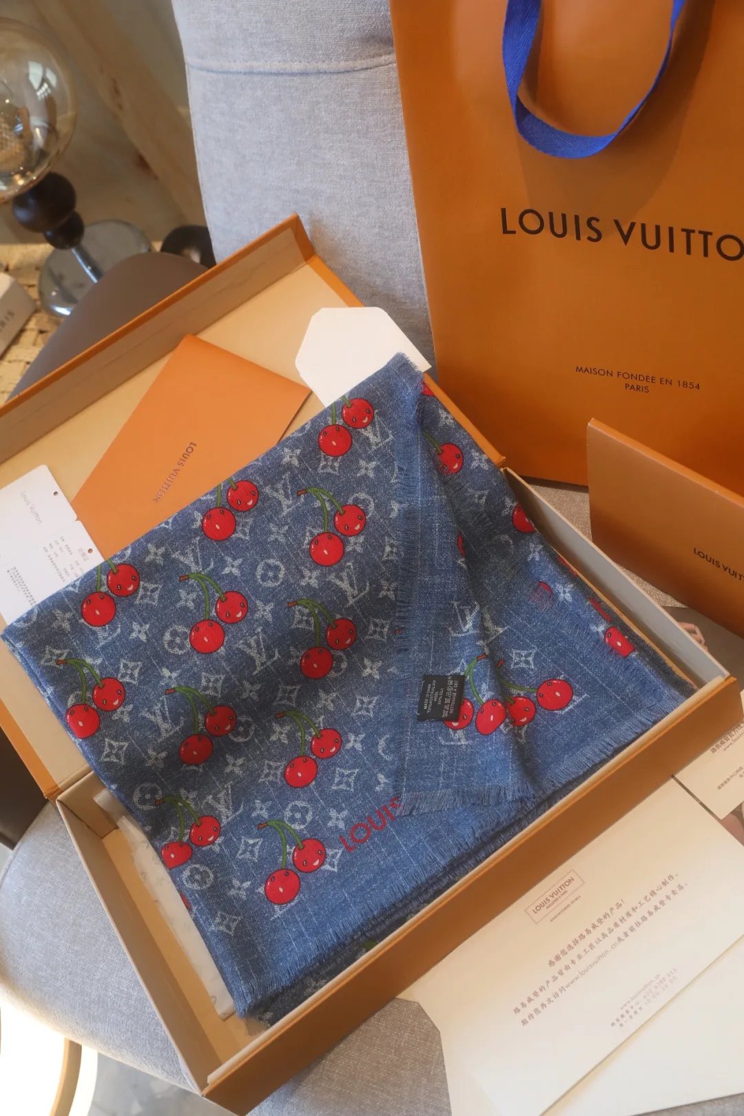 Платки Louis Vuitton 11852781