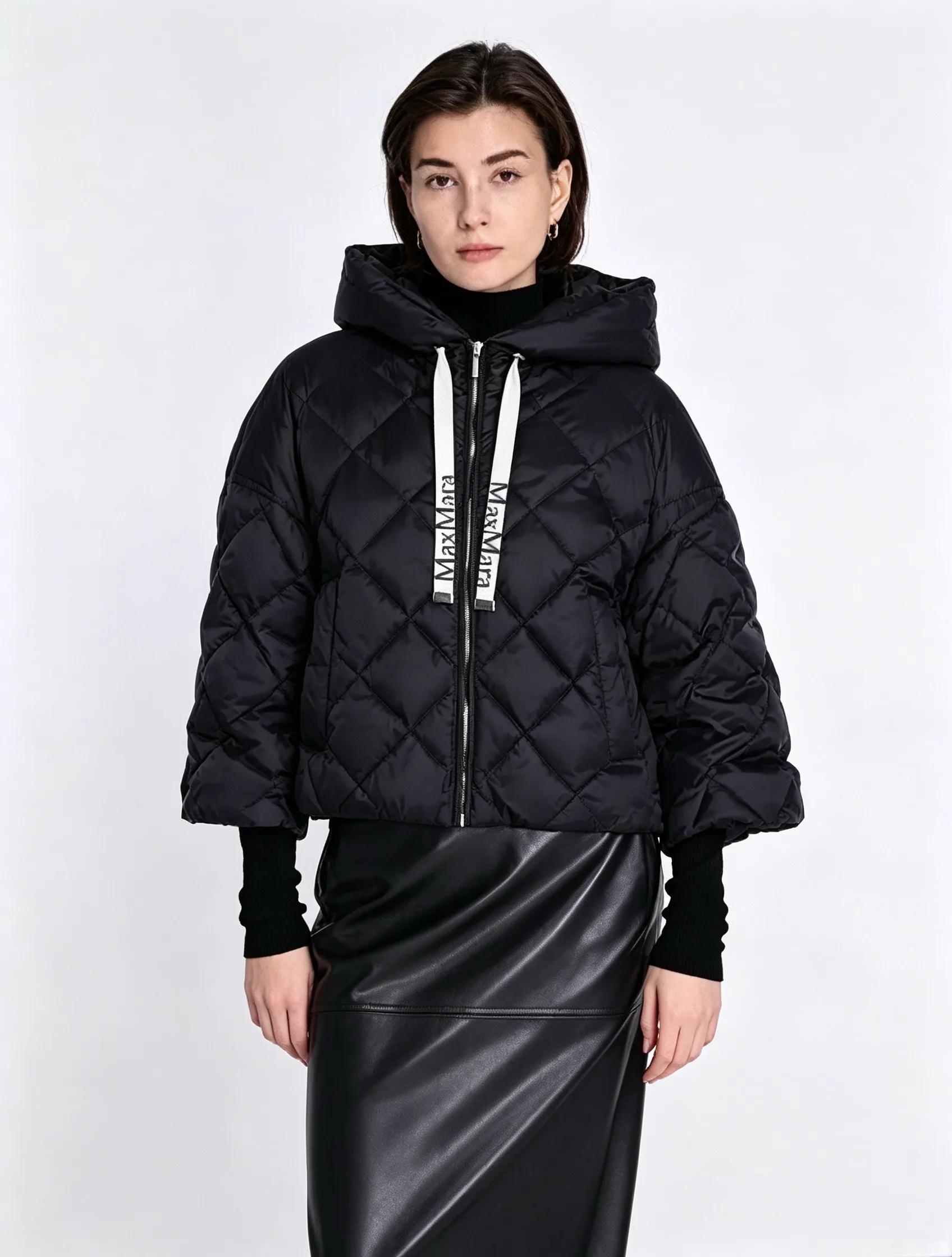 Куртки И Пуховики Женские Max Mara 18639866