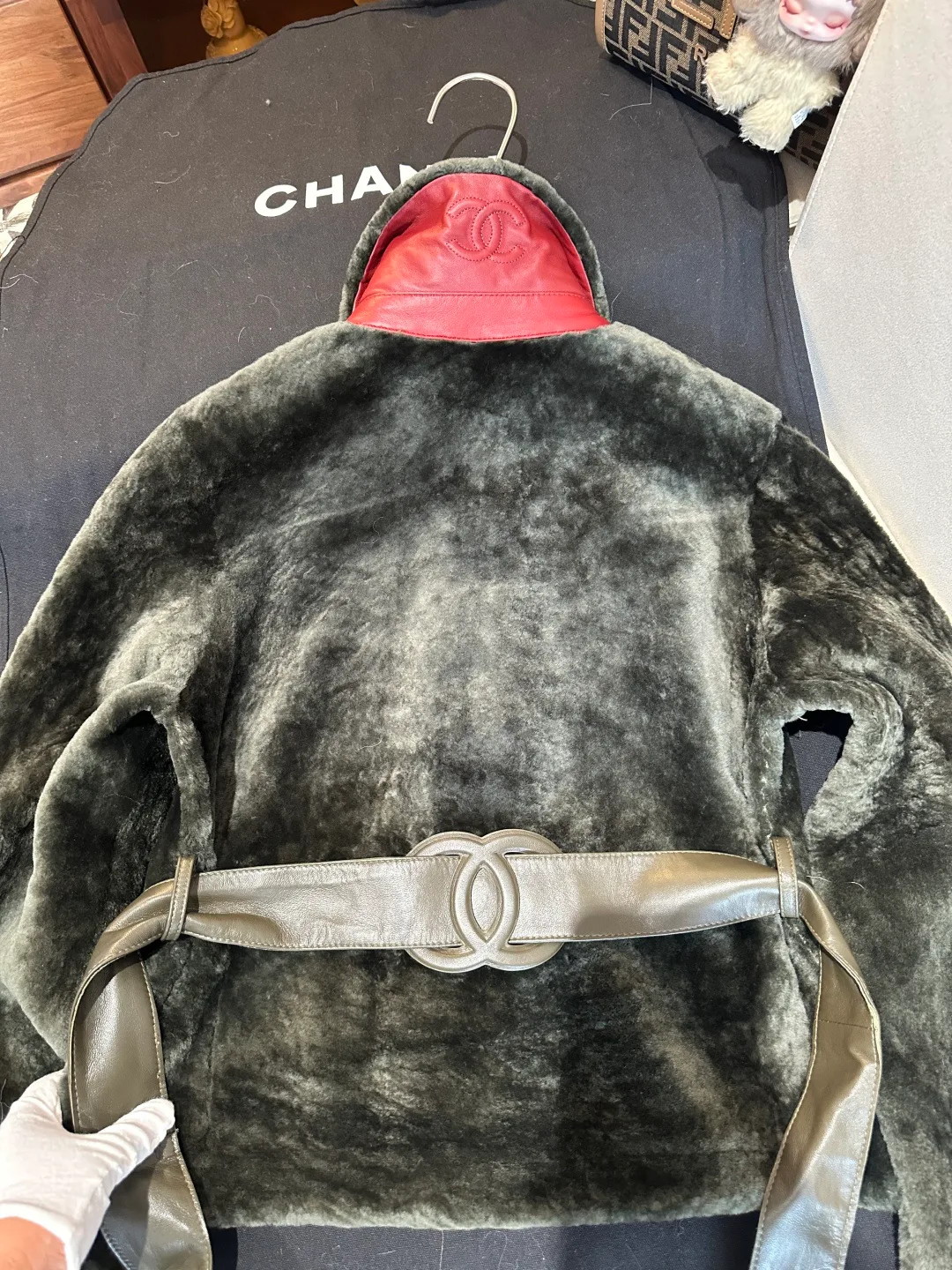 Кожаные Куртки И Дублёнки Женские Chanel 19134534
