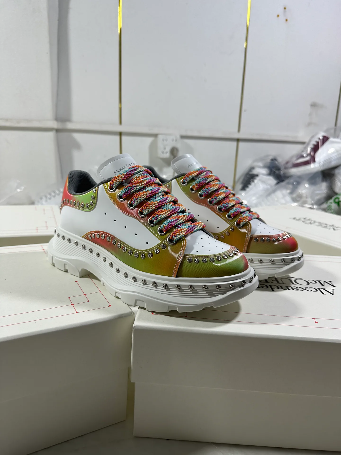 Кроссовки Женские Alexander Mcqueen 18465099