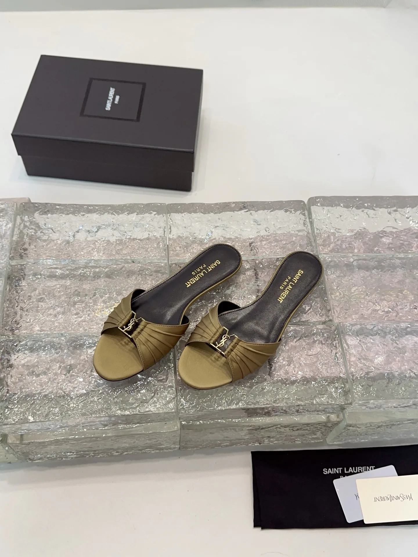 Босоножки Женские Saint Laurent 13339116