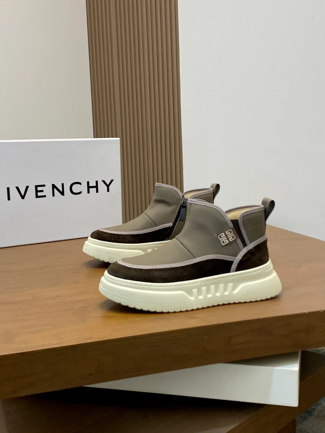 Ботинки Мужские Givenchy 369110