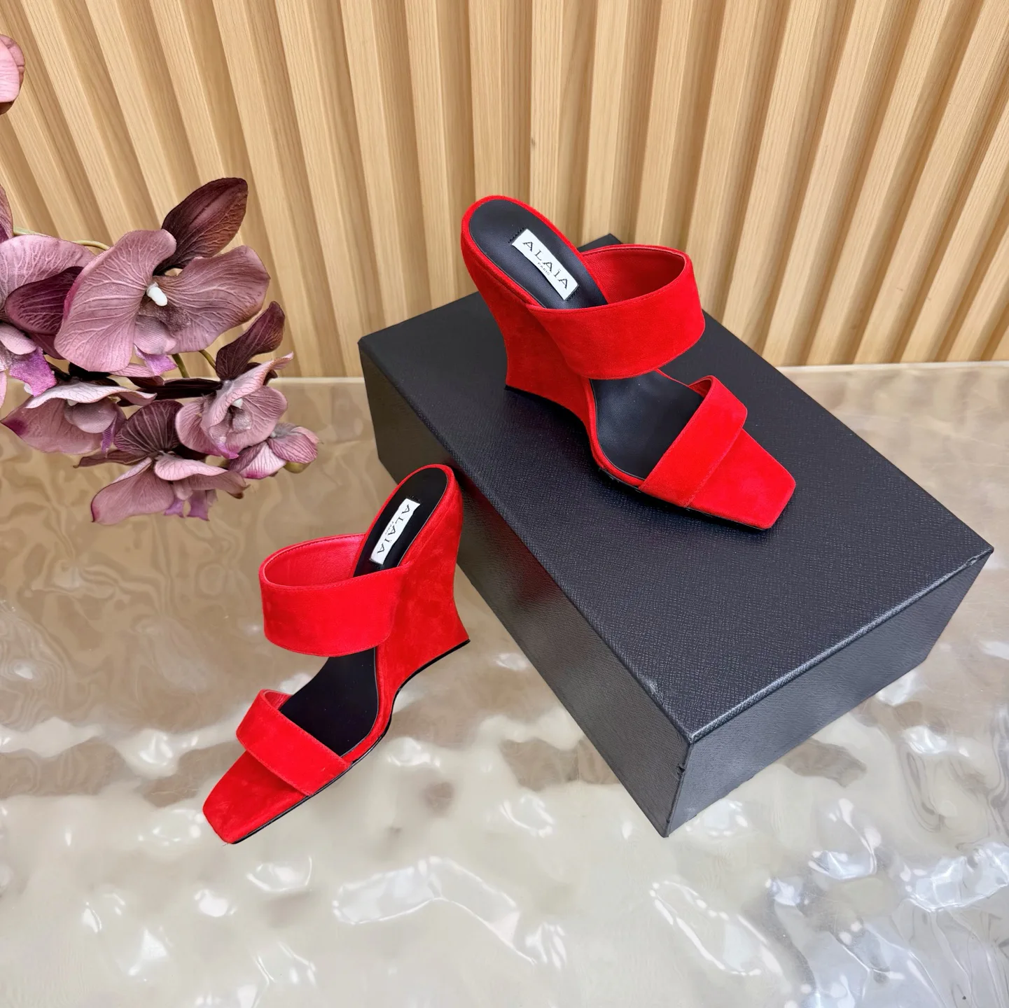 Босоножки Женские Alaia 11065092