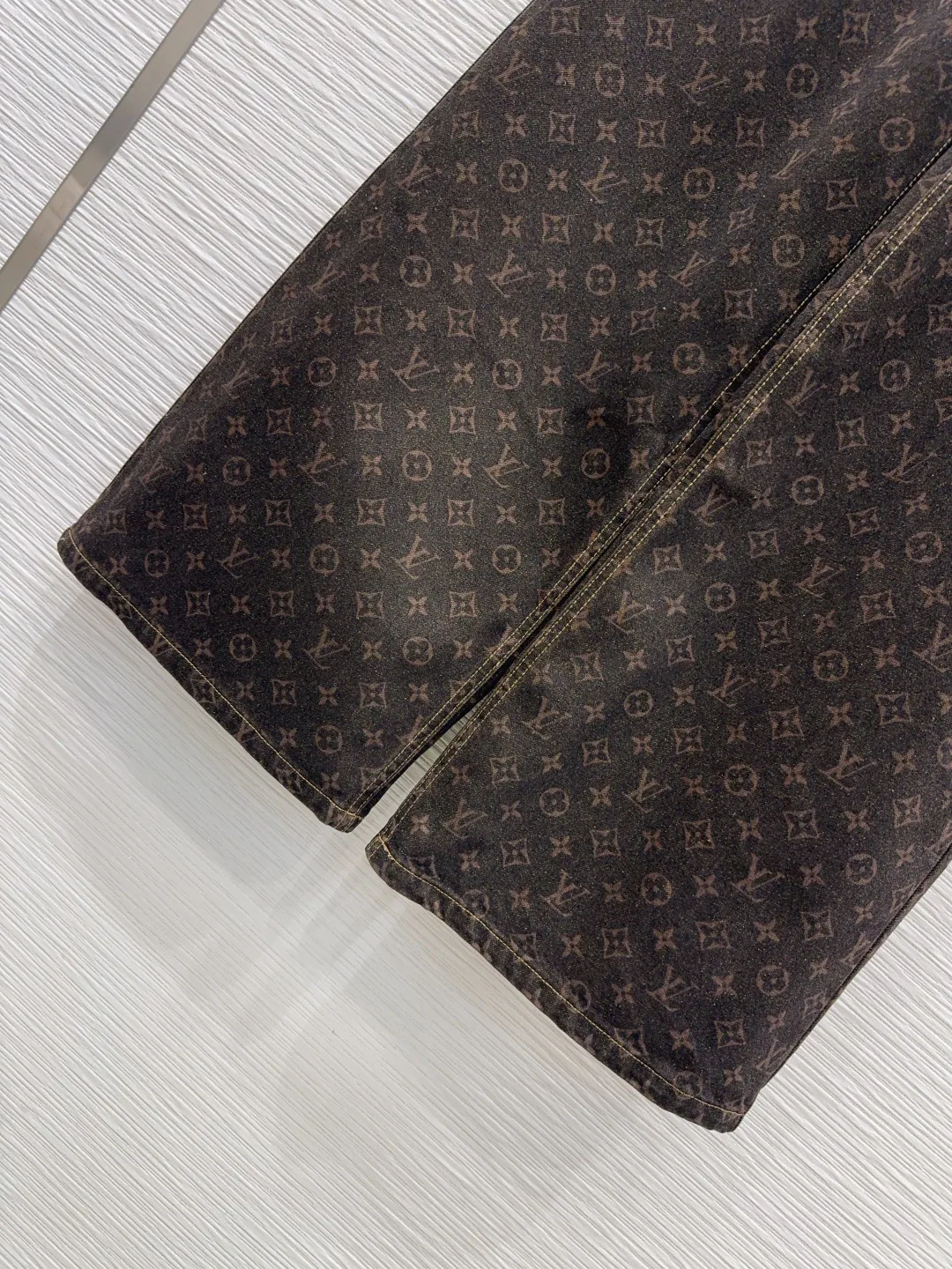 Джинсы Женские Louis Vuitton 19284129