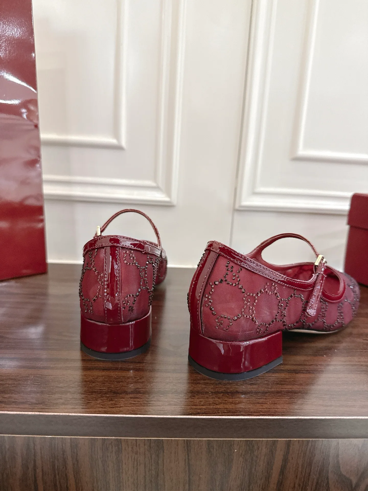 Туфли Женские Gucci 18143114