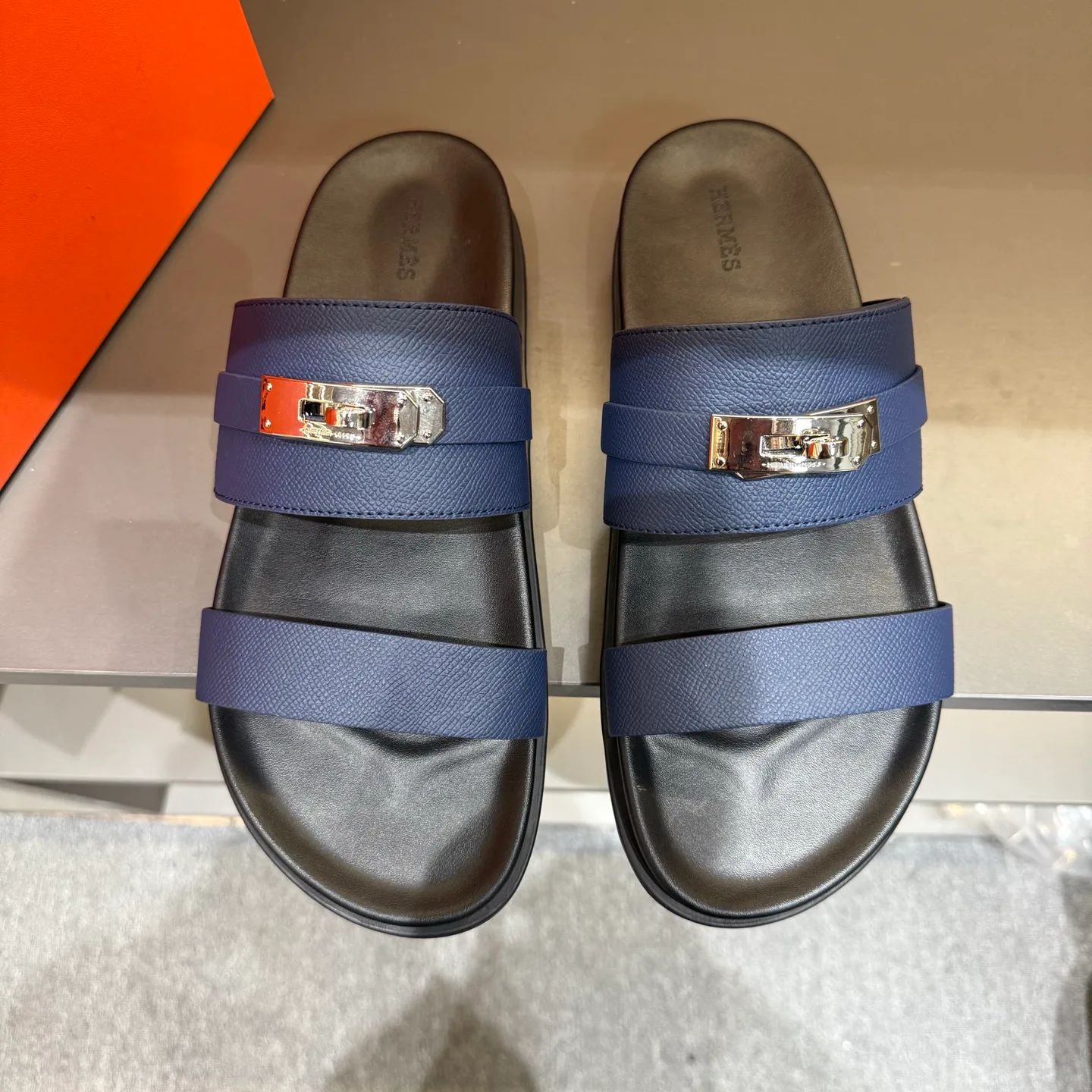 Шлепанцы Мужские Hermes 157506