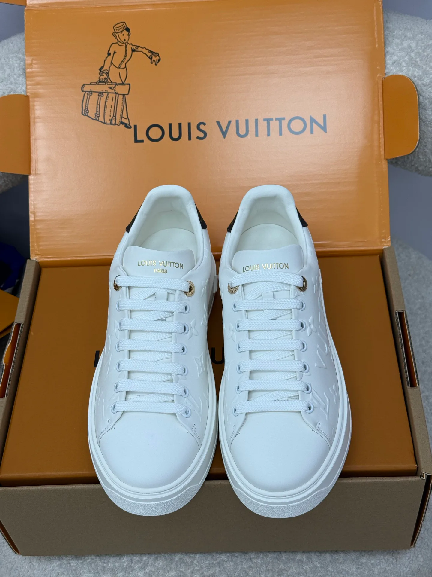 Кроссовки Женские Louis Vuitton 661277