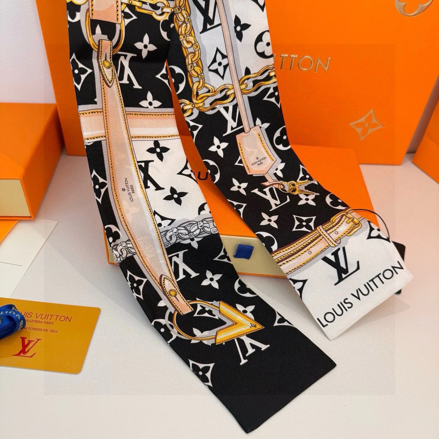 Платки Louis Vuitton 11888310