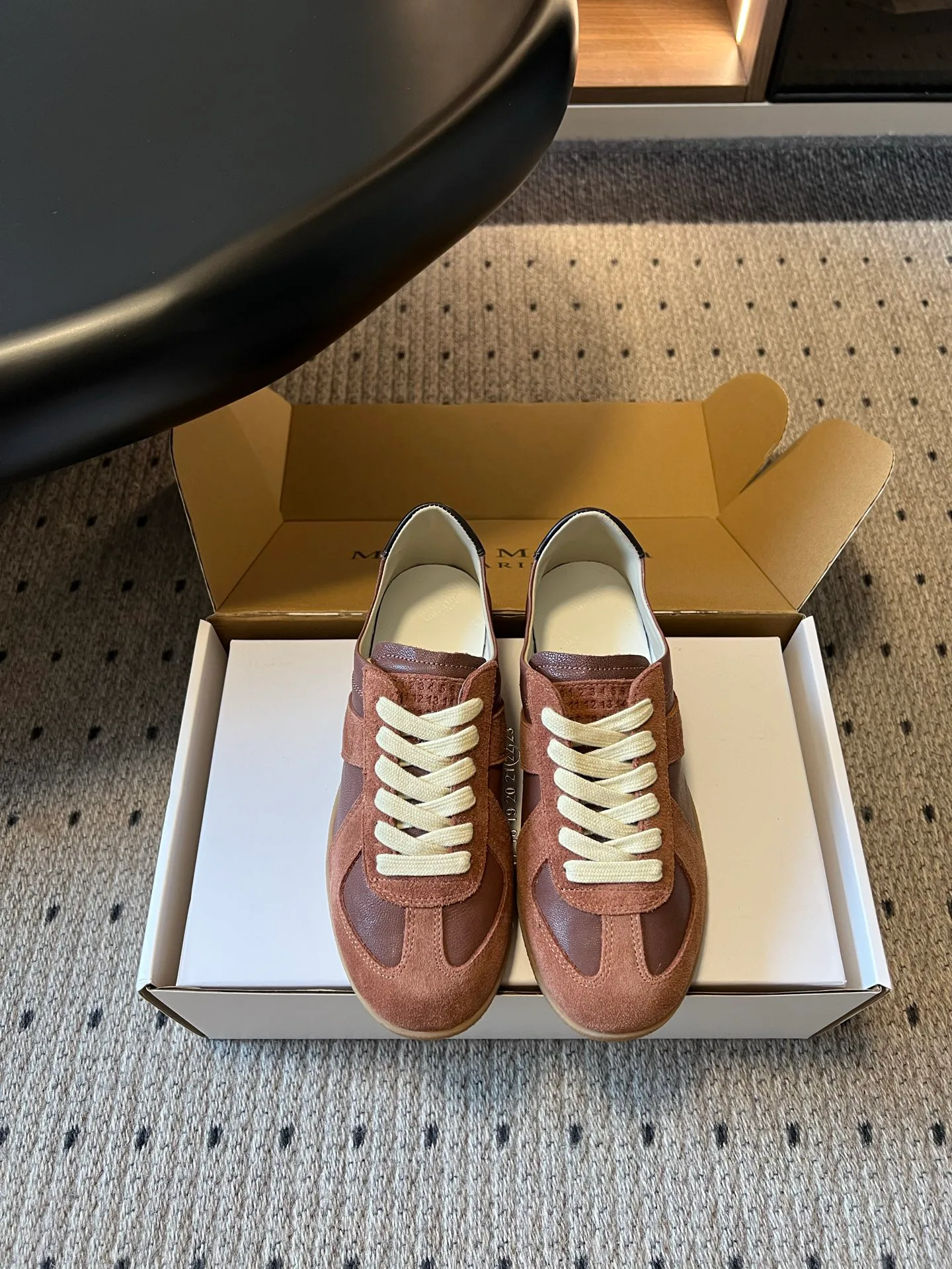 Кроссовки Женские Maison Margiela 17686623