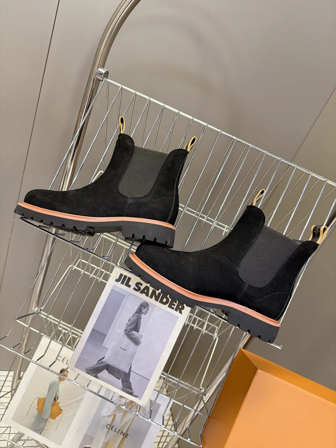 Ботинки Женские Louis Vuitton 18693134