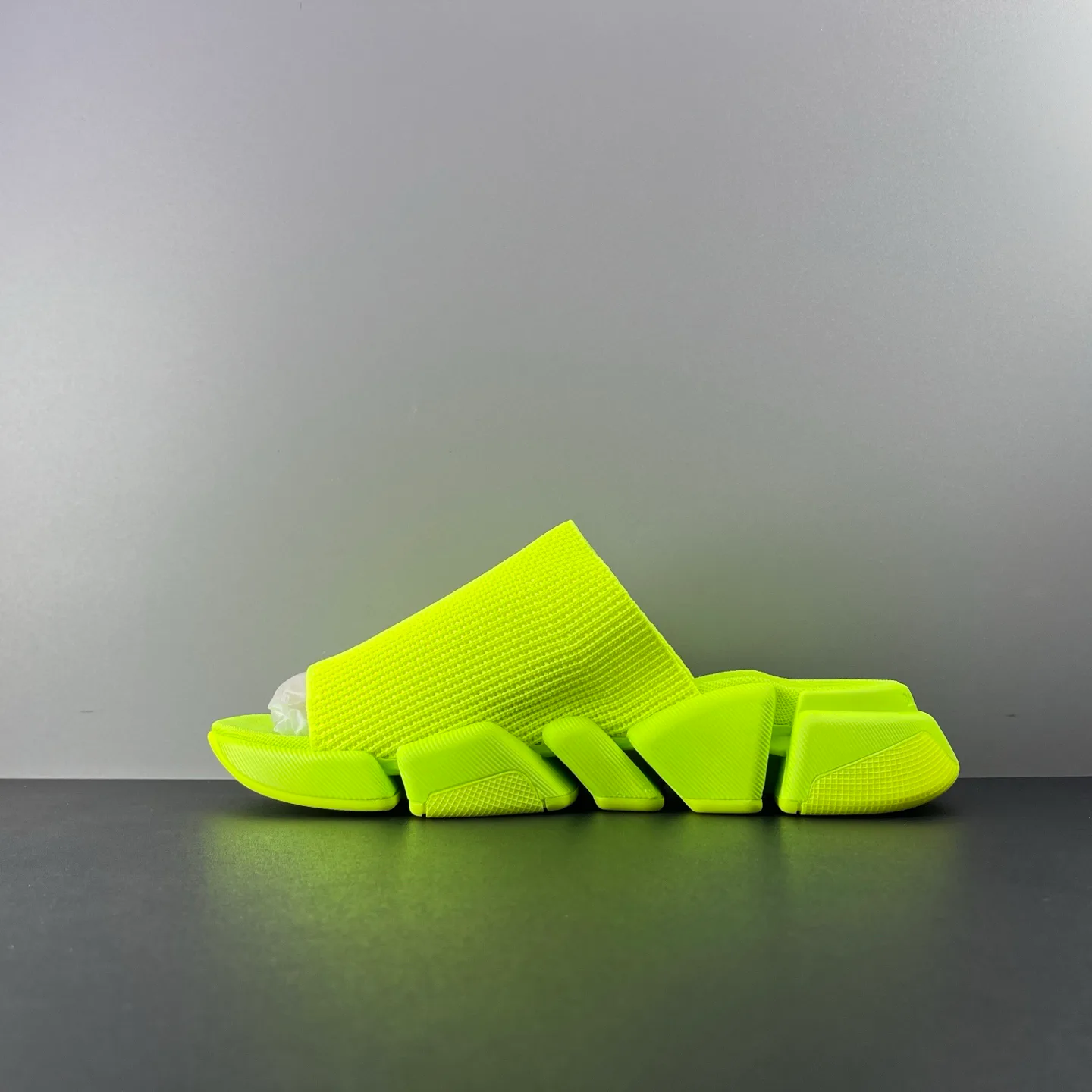 Шлепанцы Женские Balenciaga 13548639