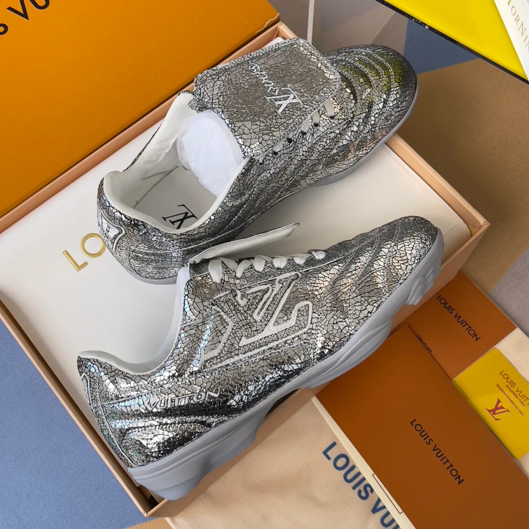 Кроссовки Женские Louis Vuitton 1429250