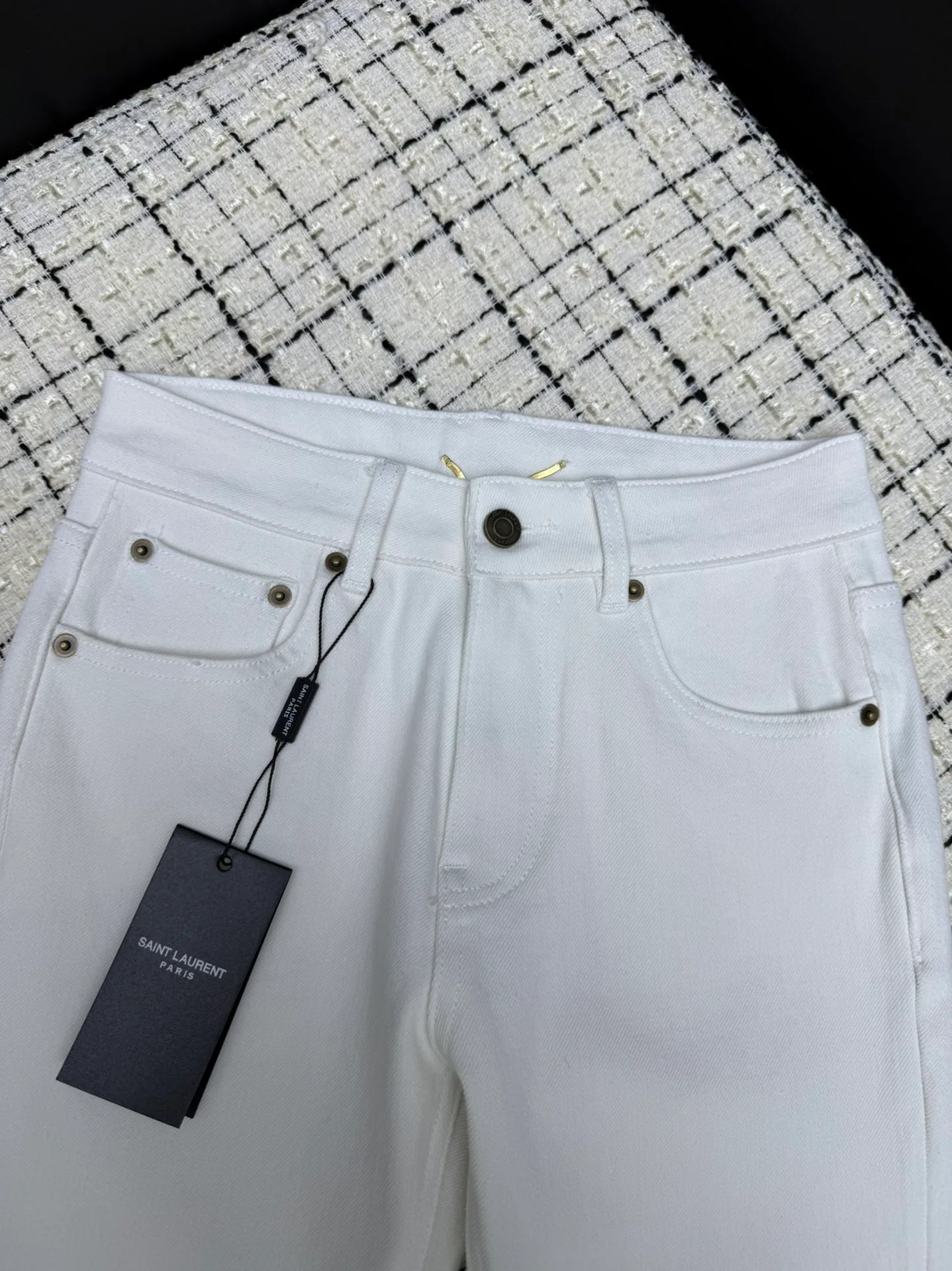 Джинсы Женские Saint Laurent 18885569