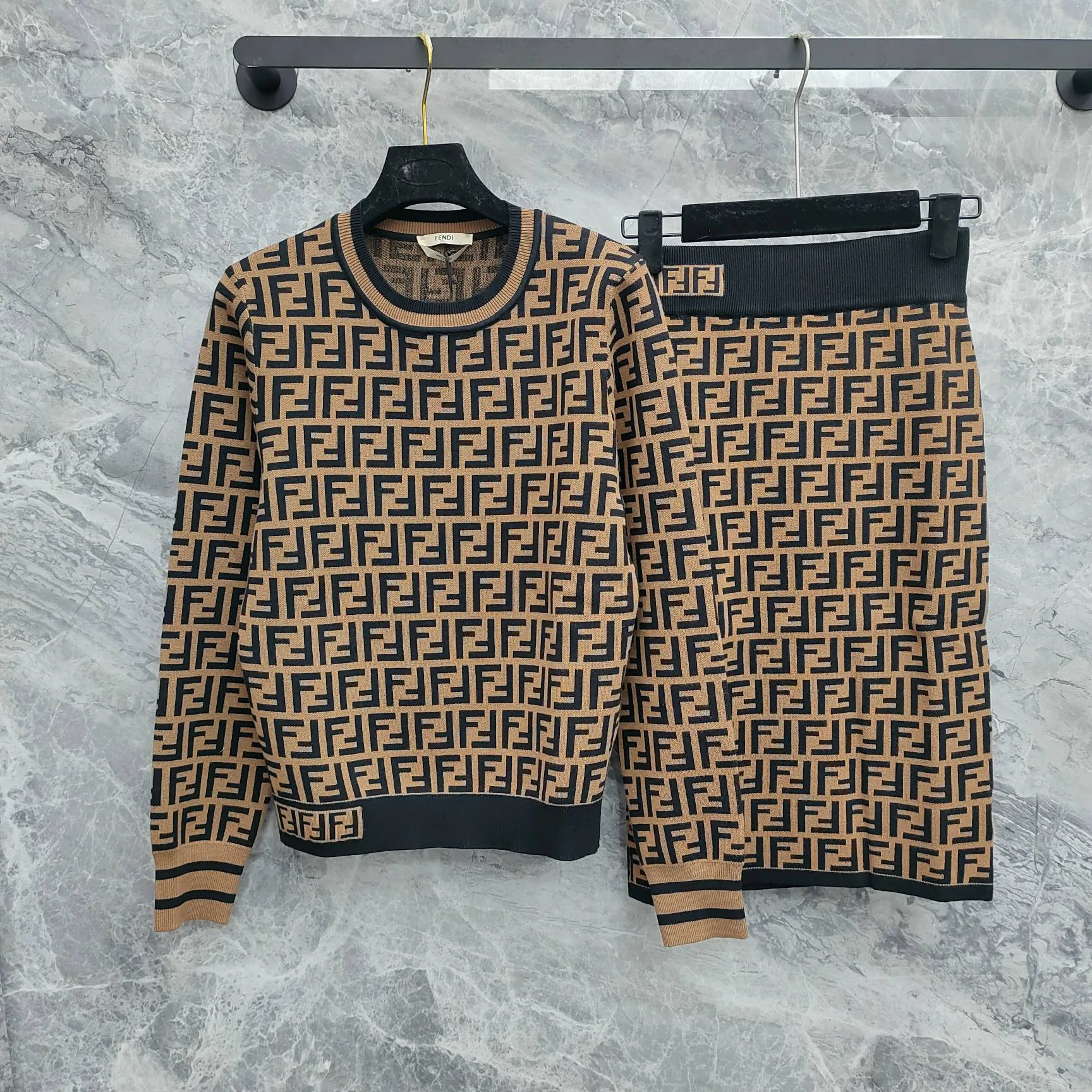 Лонгсливы Женские Fendi 12962068