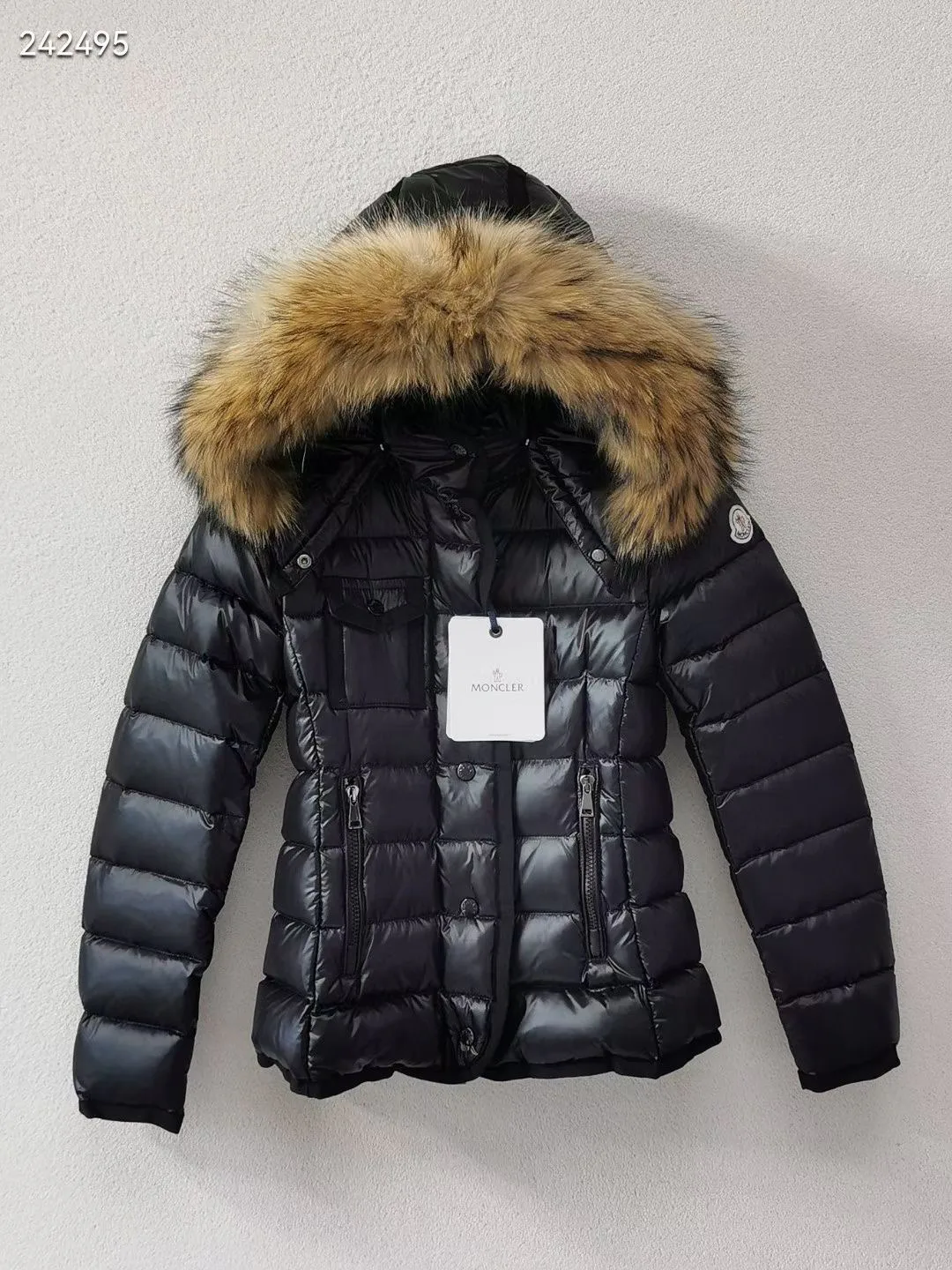 Куртки И Пуховики Женские Moncler 19804830