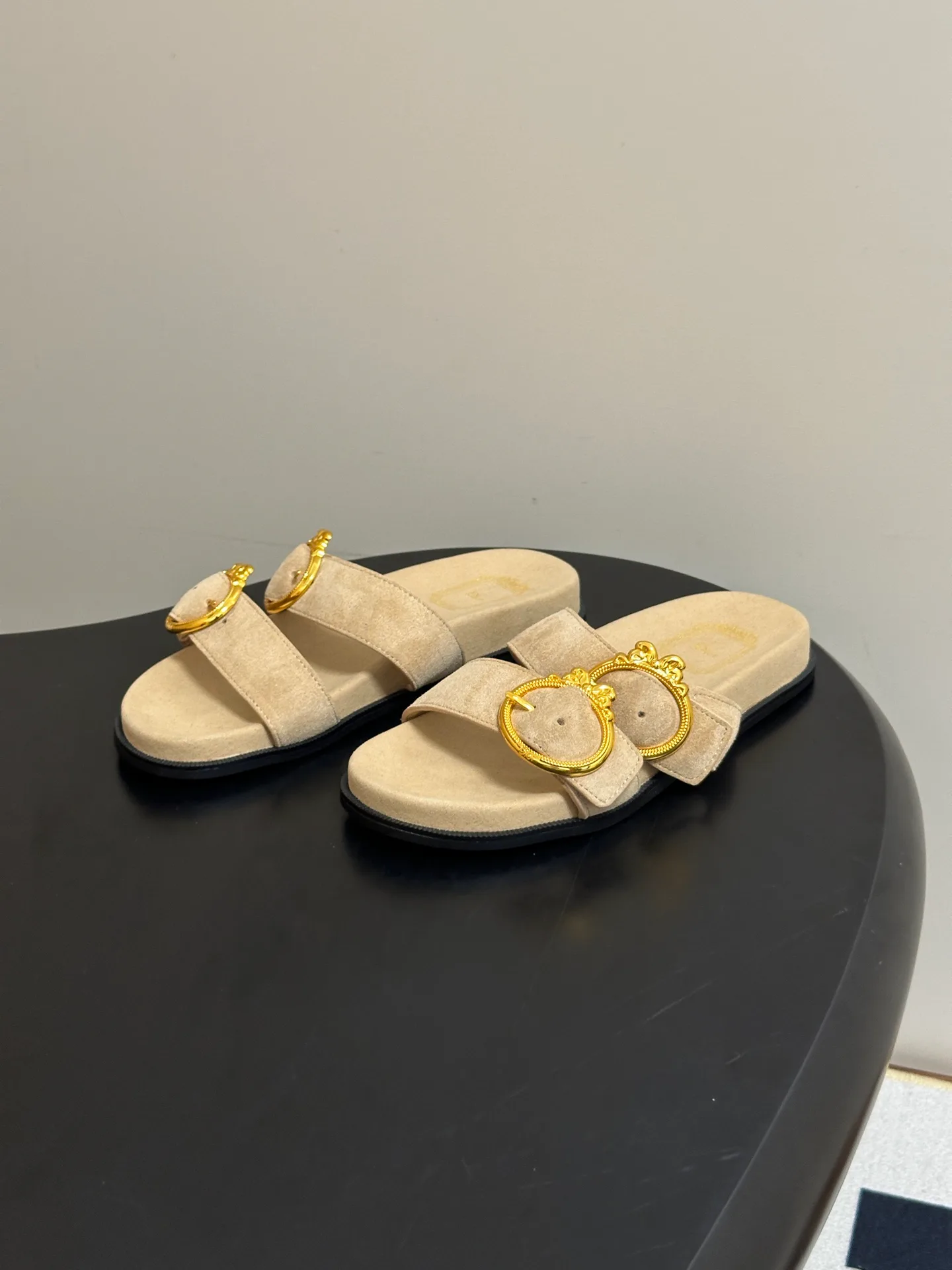 Шлепанцы Женские Christian Dior 18262096