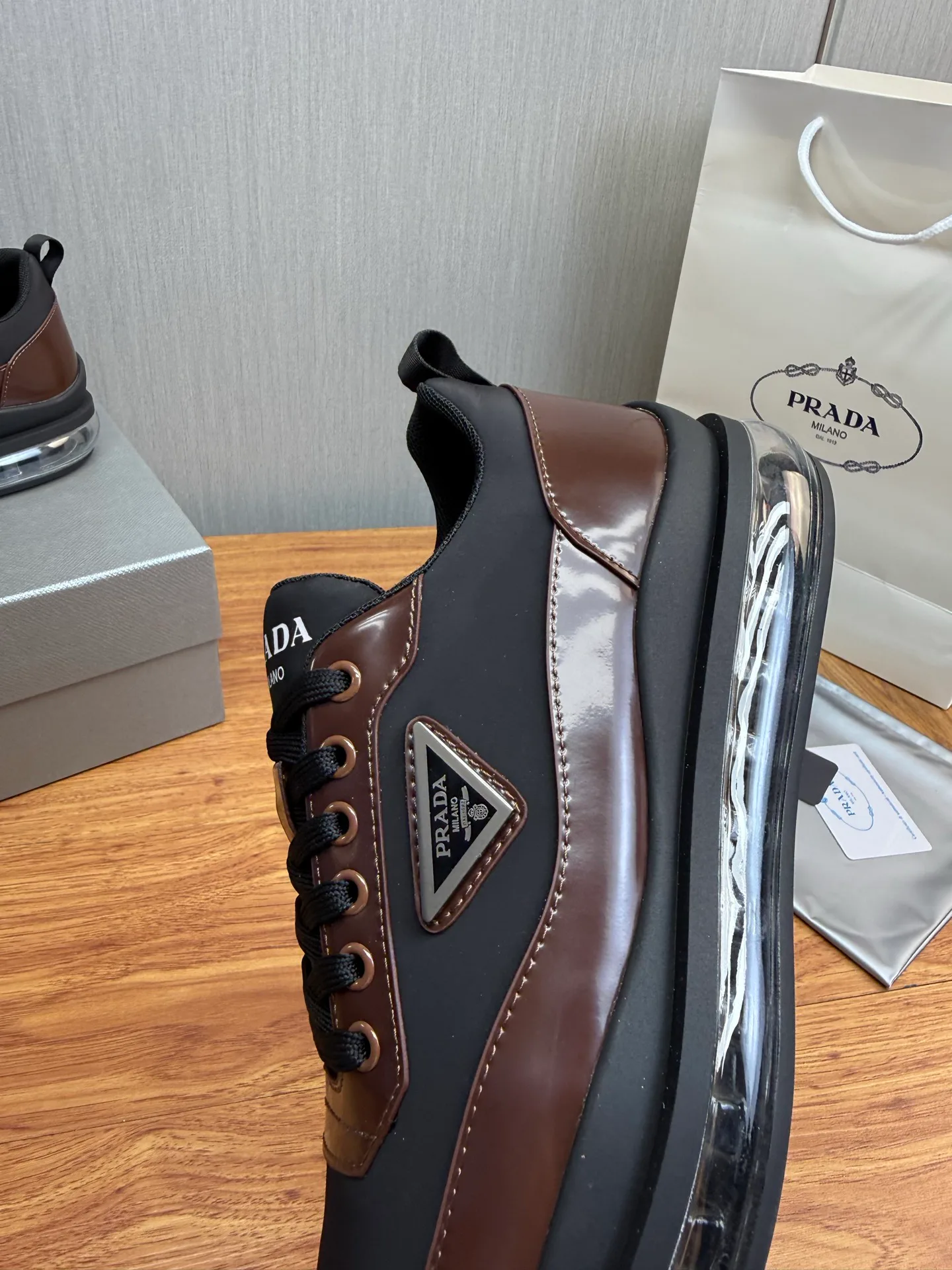 Кроссовки Мужские Prada 12725448