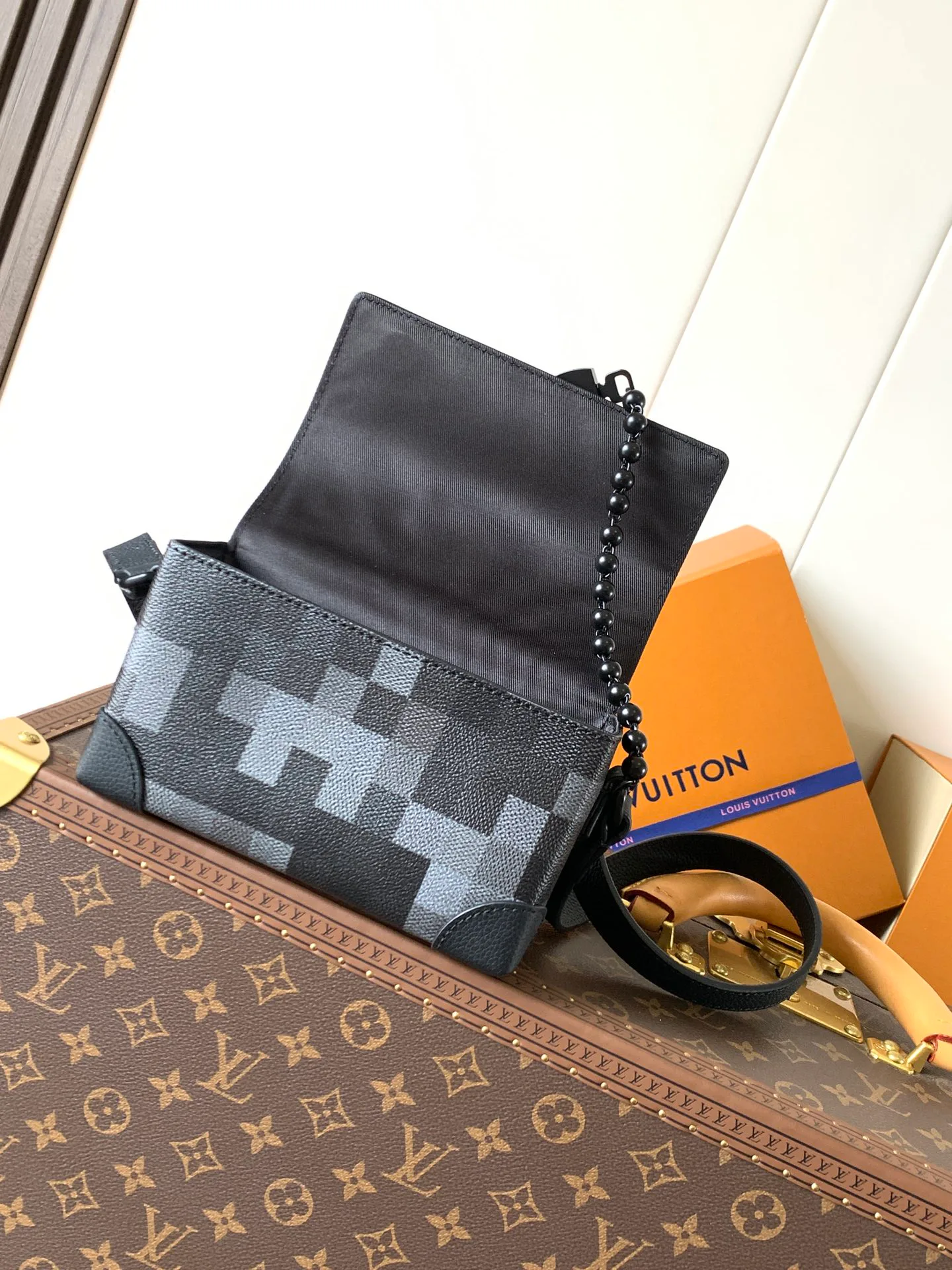 Классические Сумки Женские Louis Vuitton 11704175