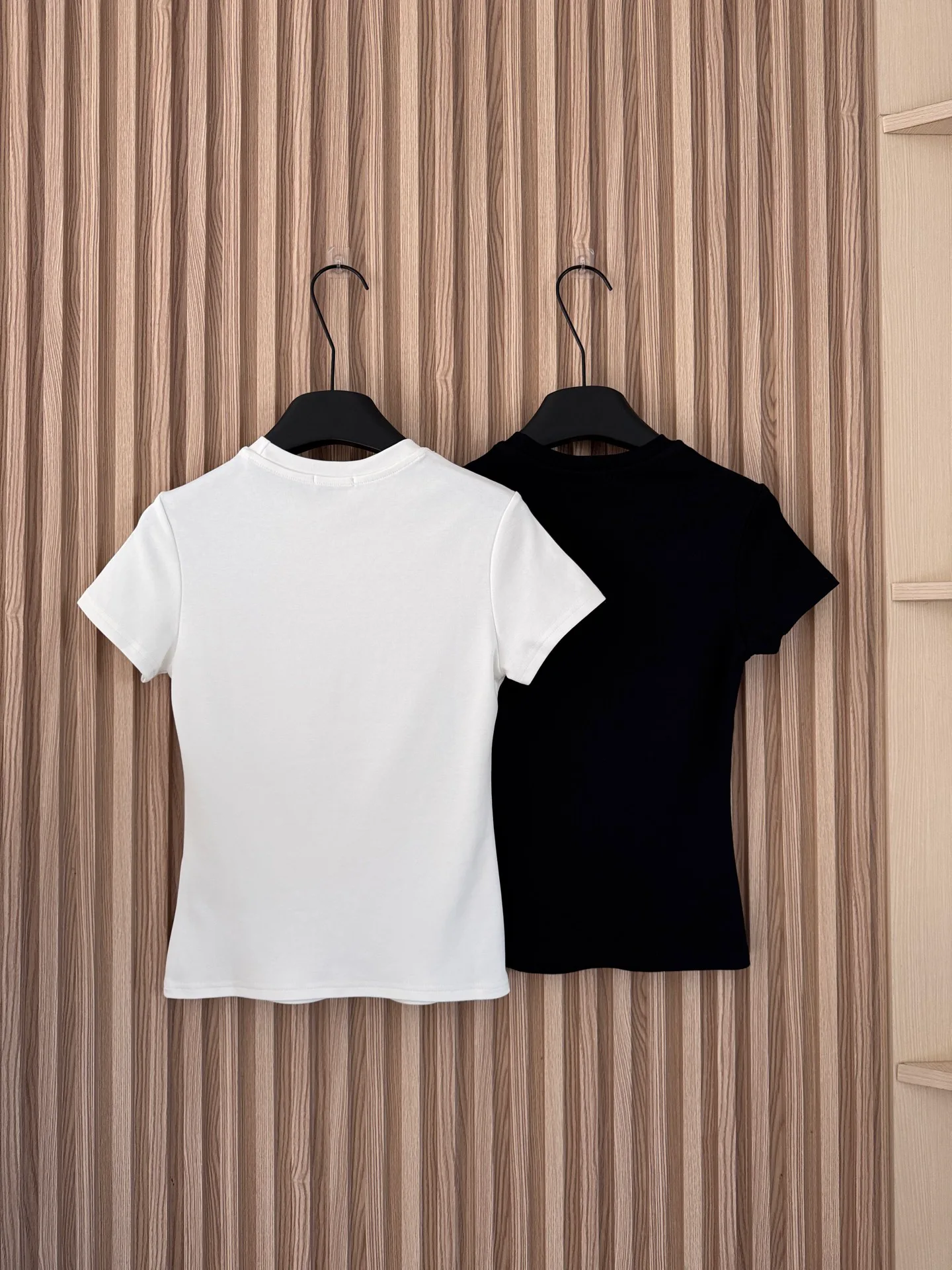 Футболки Женские Saint Laurent 13578001