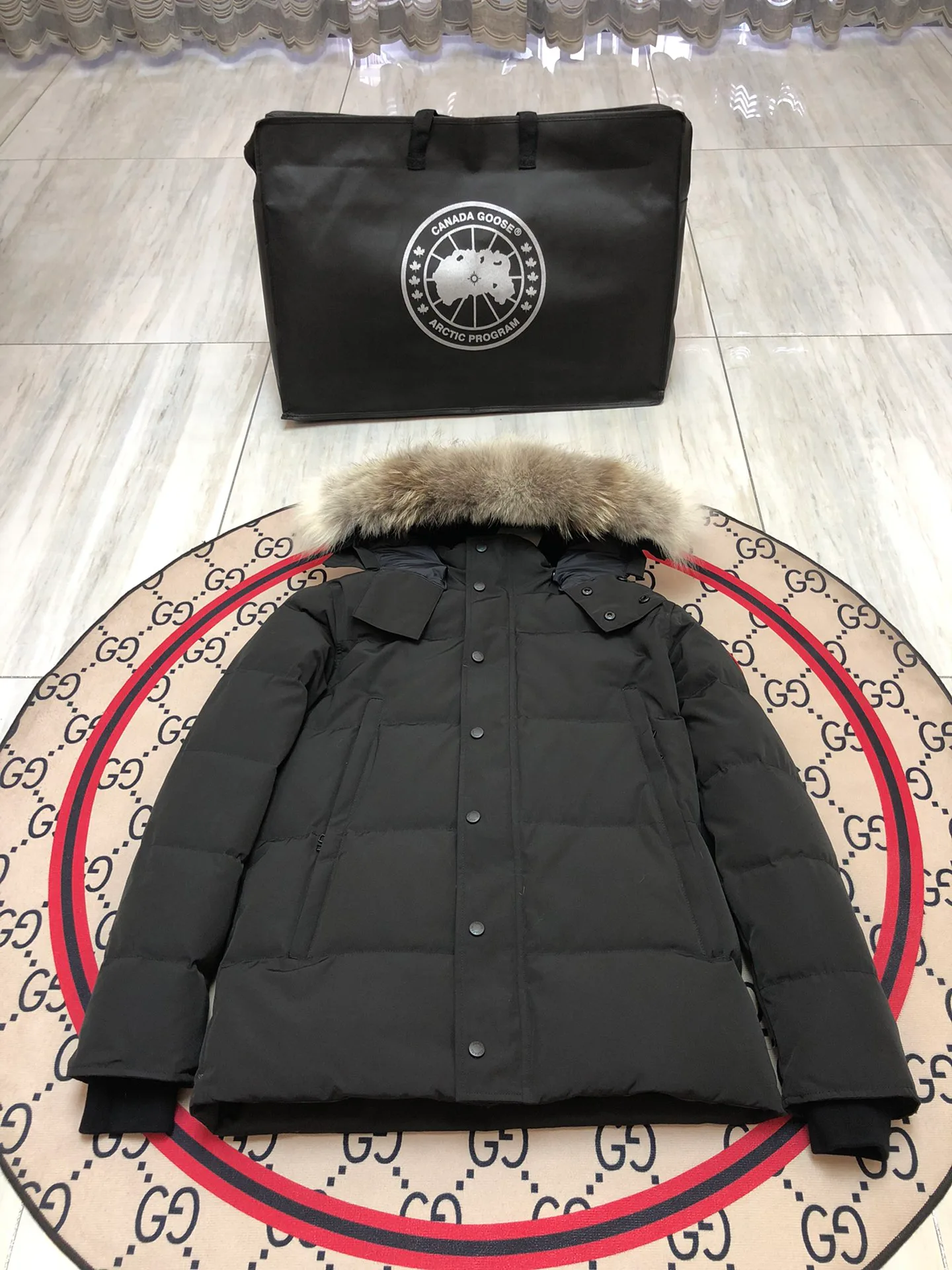 Куртки И Пуховики Женские Canada Goose 3153872