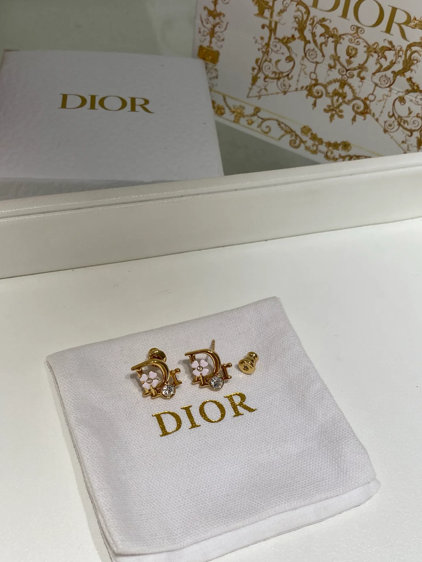Бижутерия Christian Dior 18241943