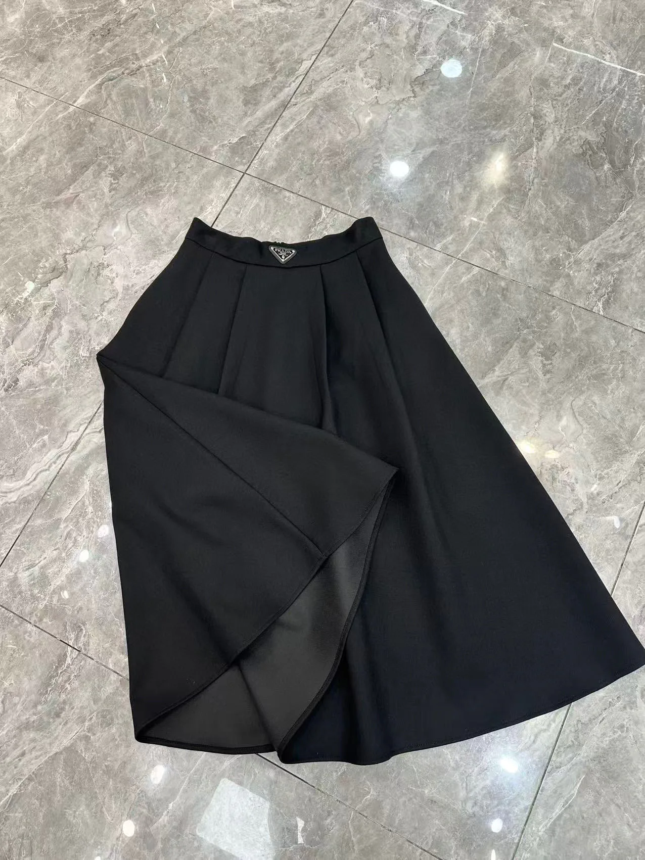 Юбки Женские Prada 18349652