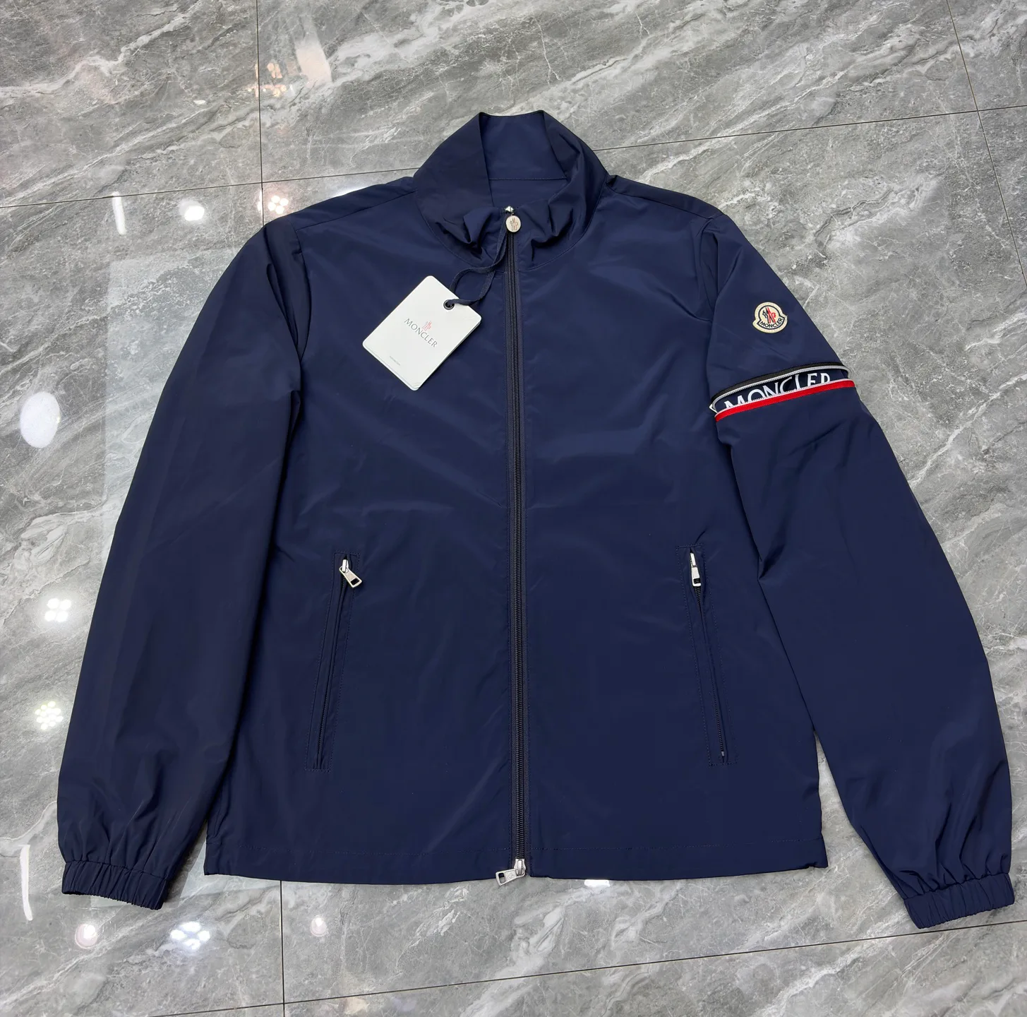 Куртки И Пуховики Женские Moncler 11641510