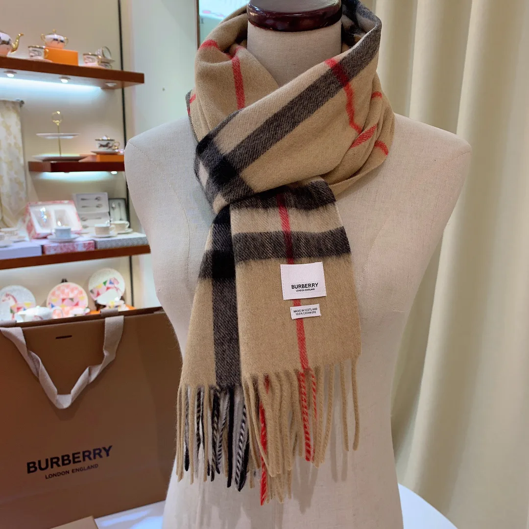 Шарфы Burberry 2478546