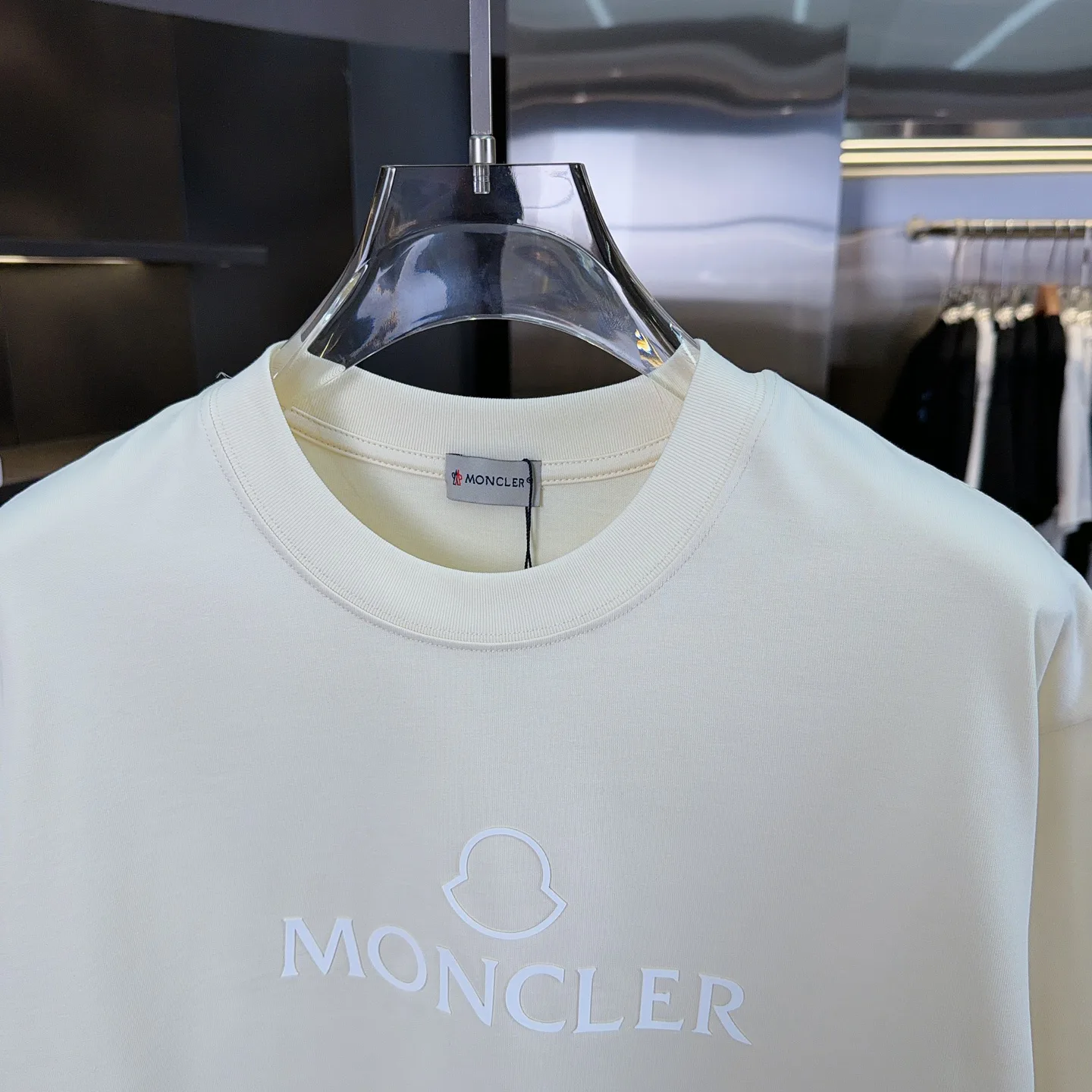 Футболки Женские Moncler 5058273