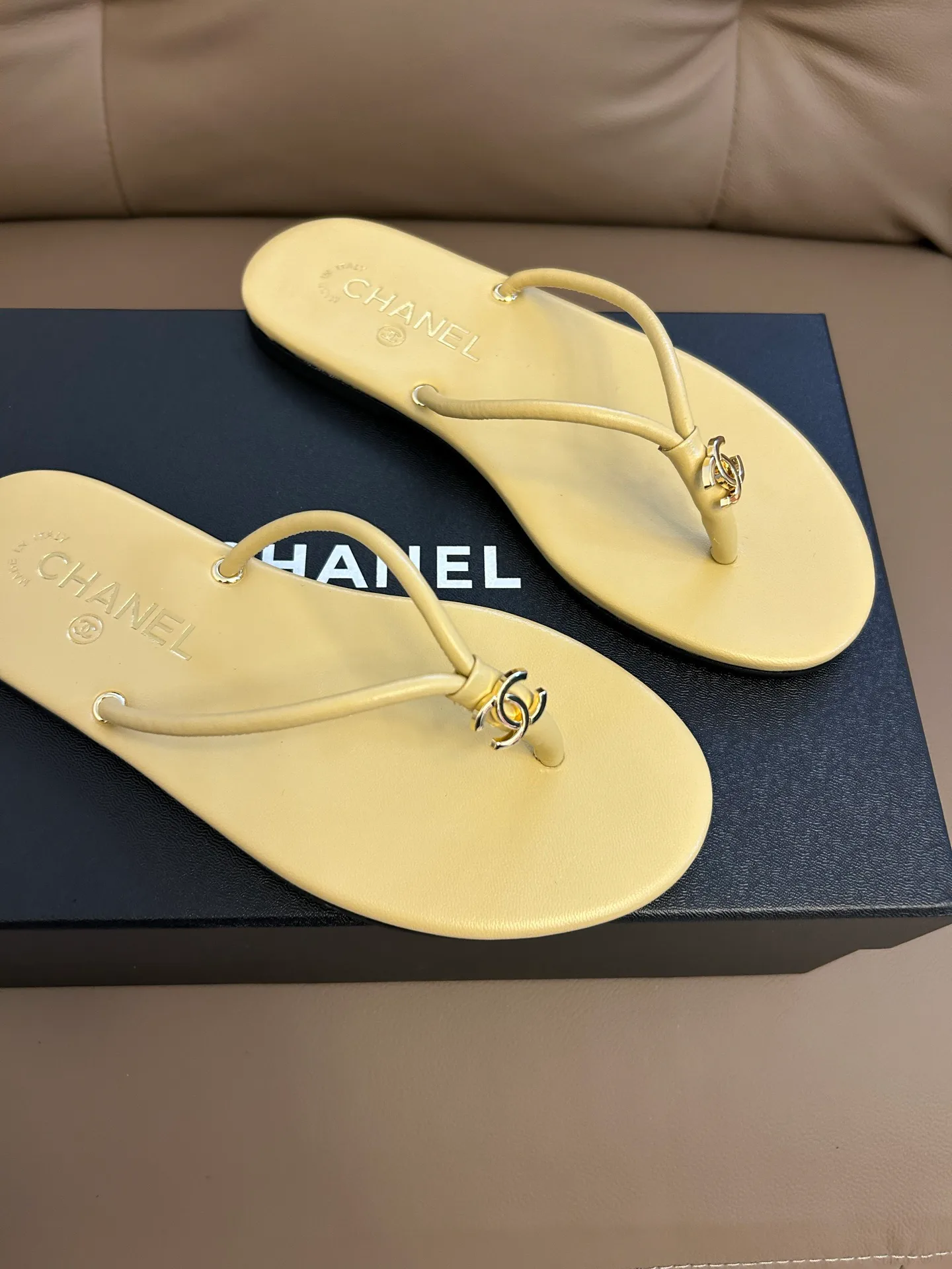 Сандалии Женские Chanel 13108925