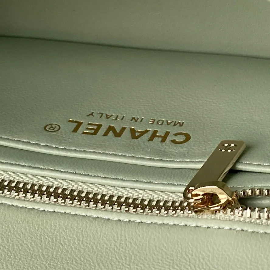 Классические Сумки Женские Chanel 13435226