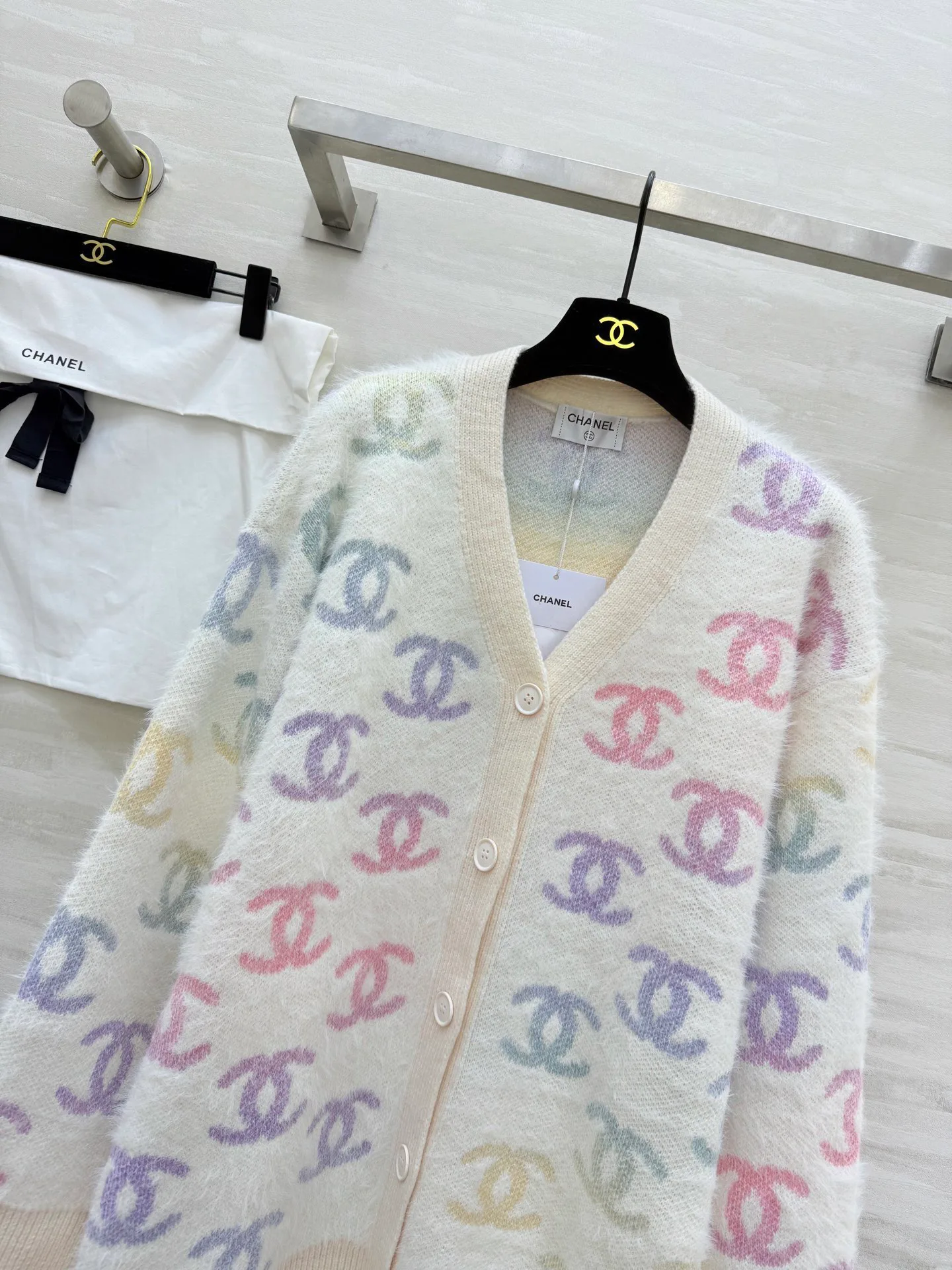 Джемперы И Свитеры Женские Chanel 3951661