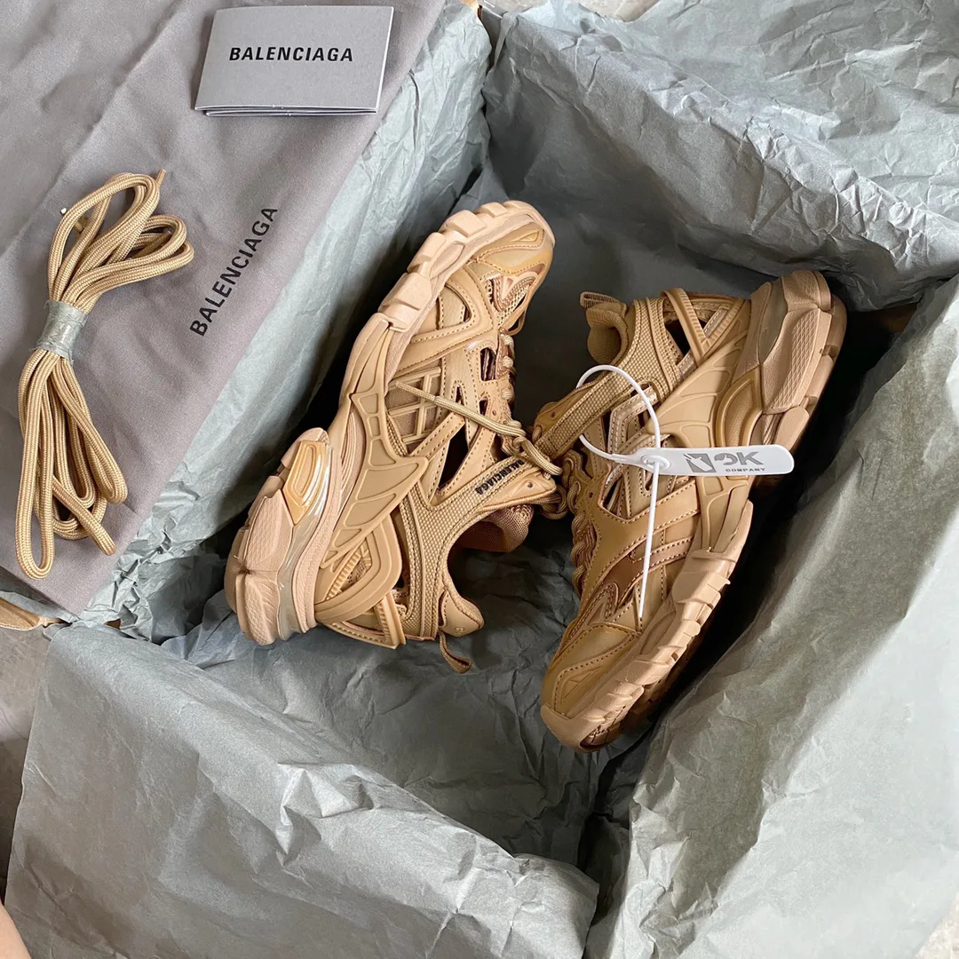 Кроссовки Женские Balenciaga 4439952