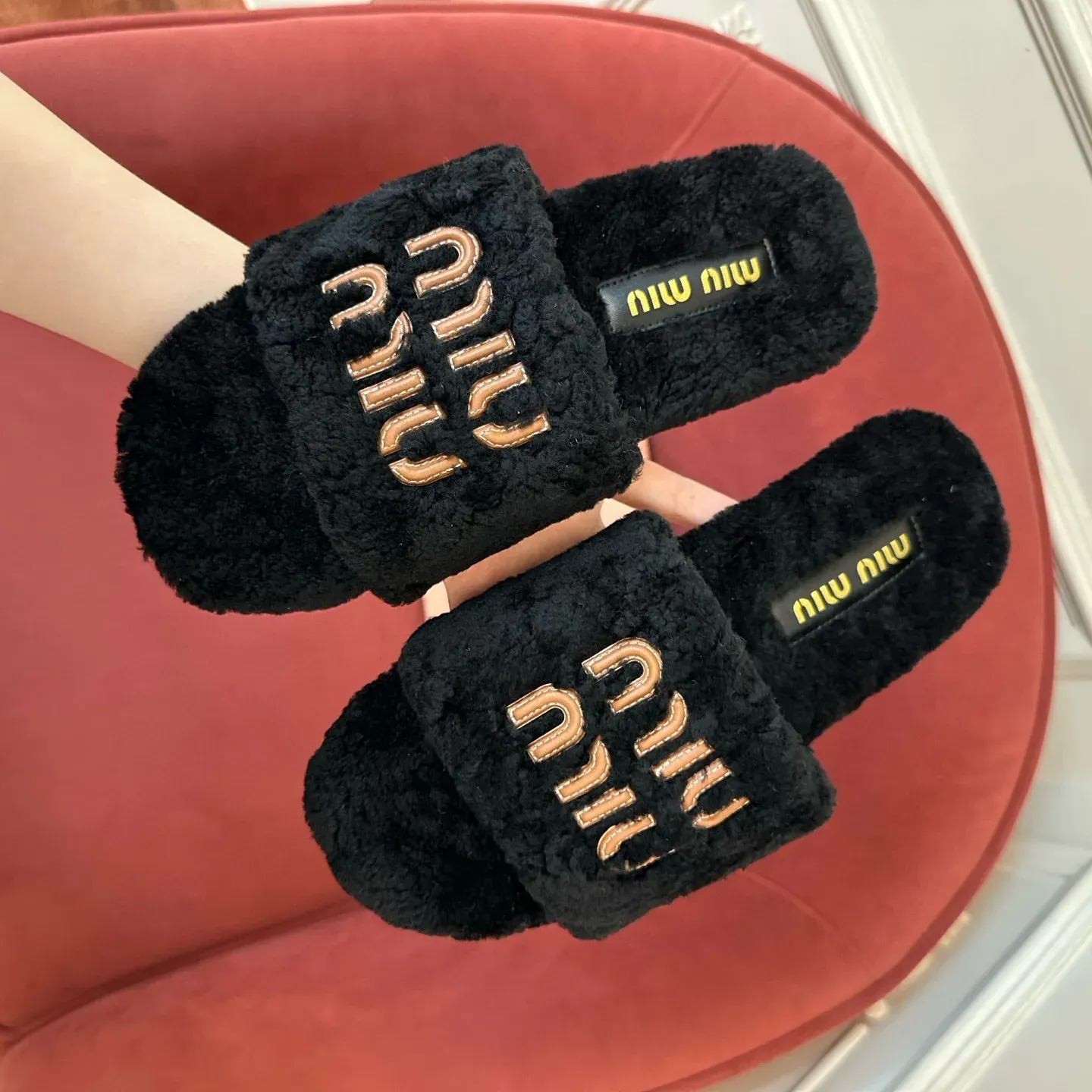 Тапочки Женские Miu Miu 698133
