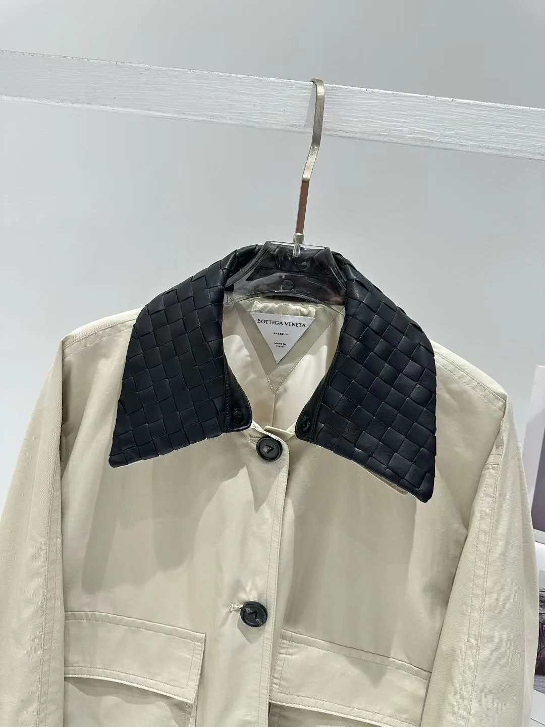 Кожаные Куртки И Дублёнки Женские Bottega Veneta 11700528