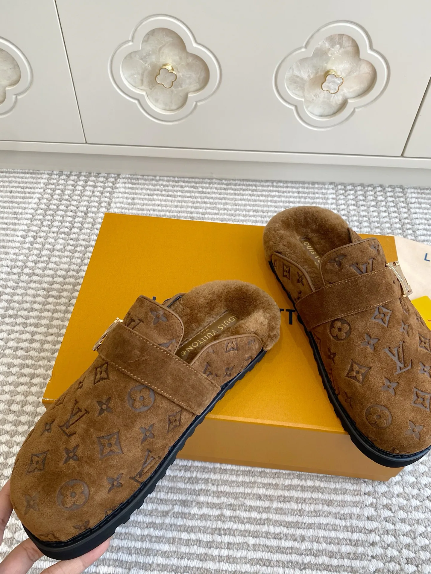 Мюли И Сабо Женские Louis Vuitton 304127