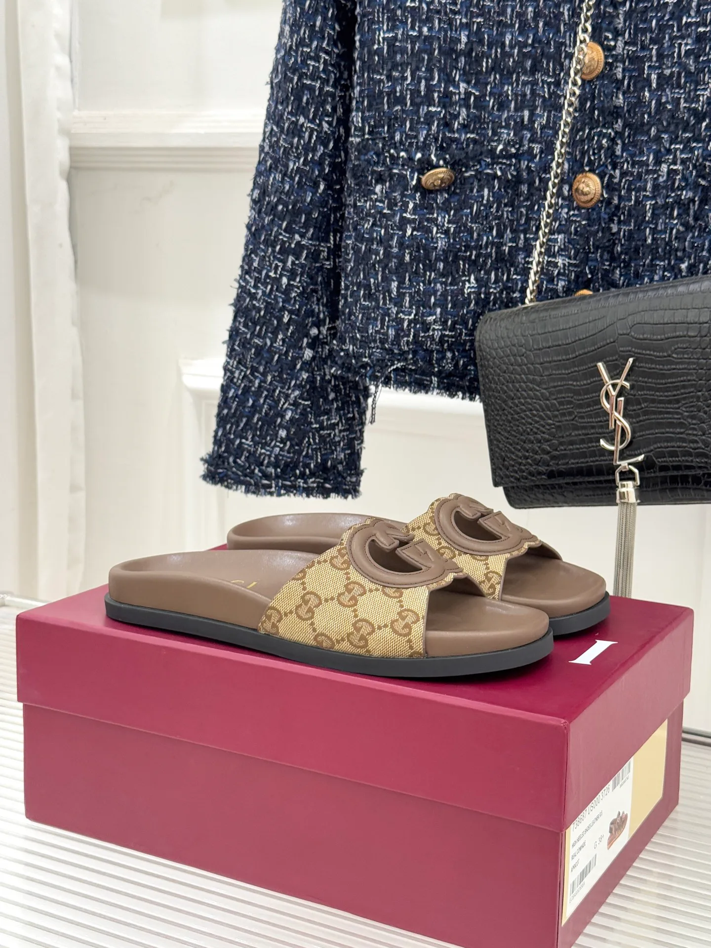 Шлепанцы Женские Gucci 4761373