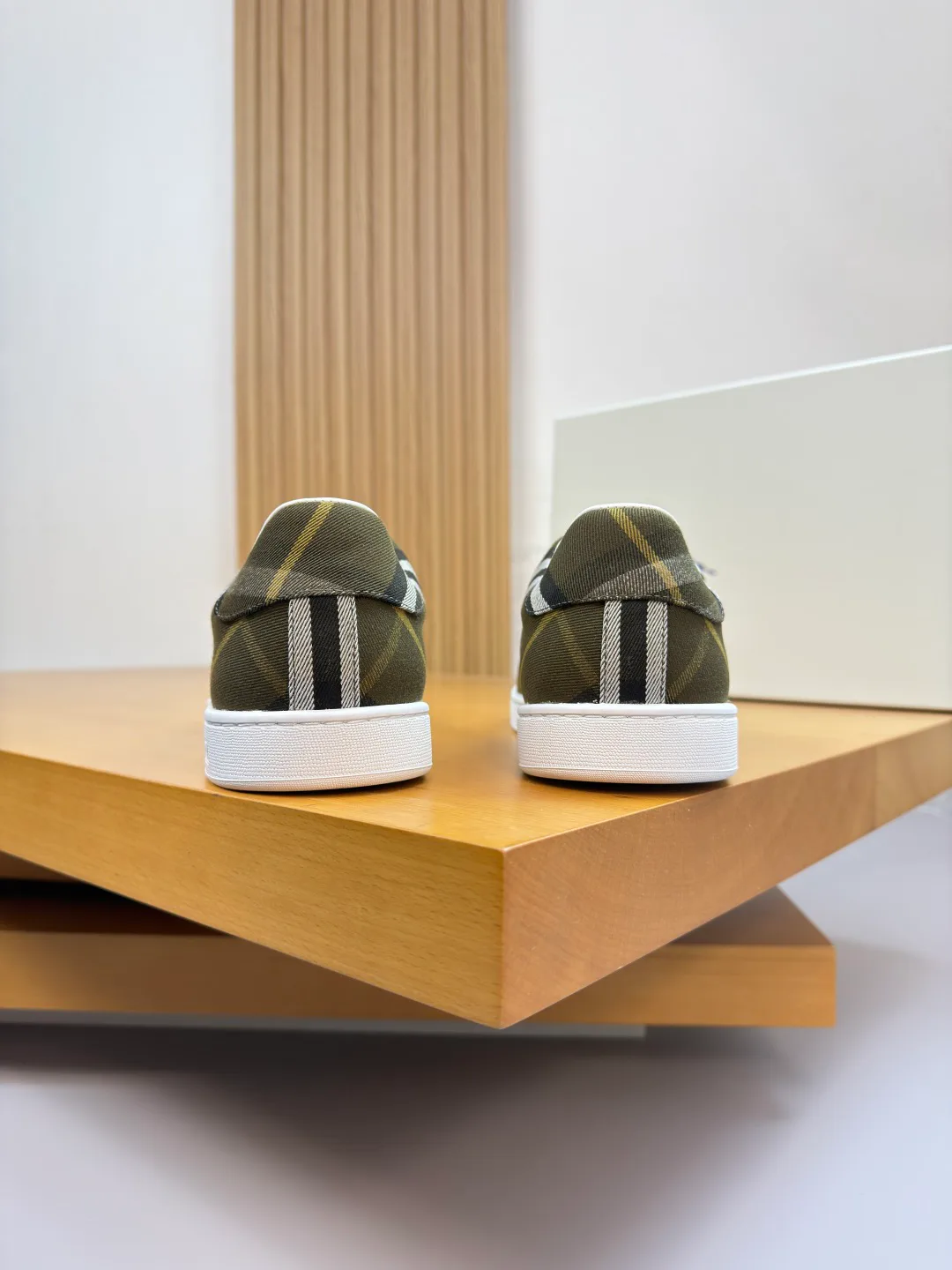 Кеды Мужские Burberry 2389615