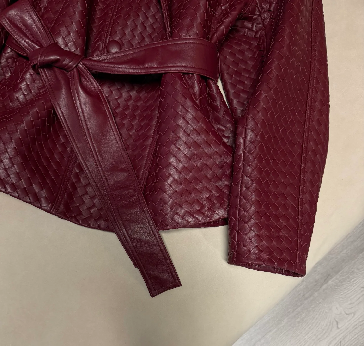 Кожаные Куртки И Дублёнки Женские Bottega Veneta 18208788