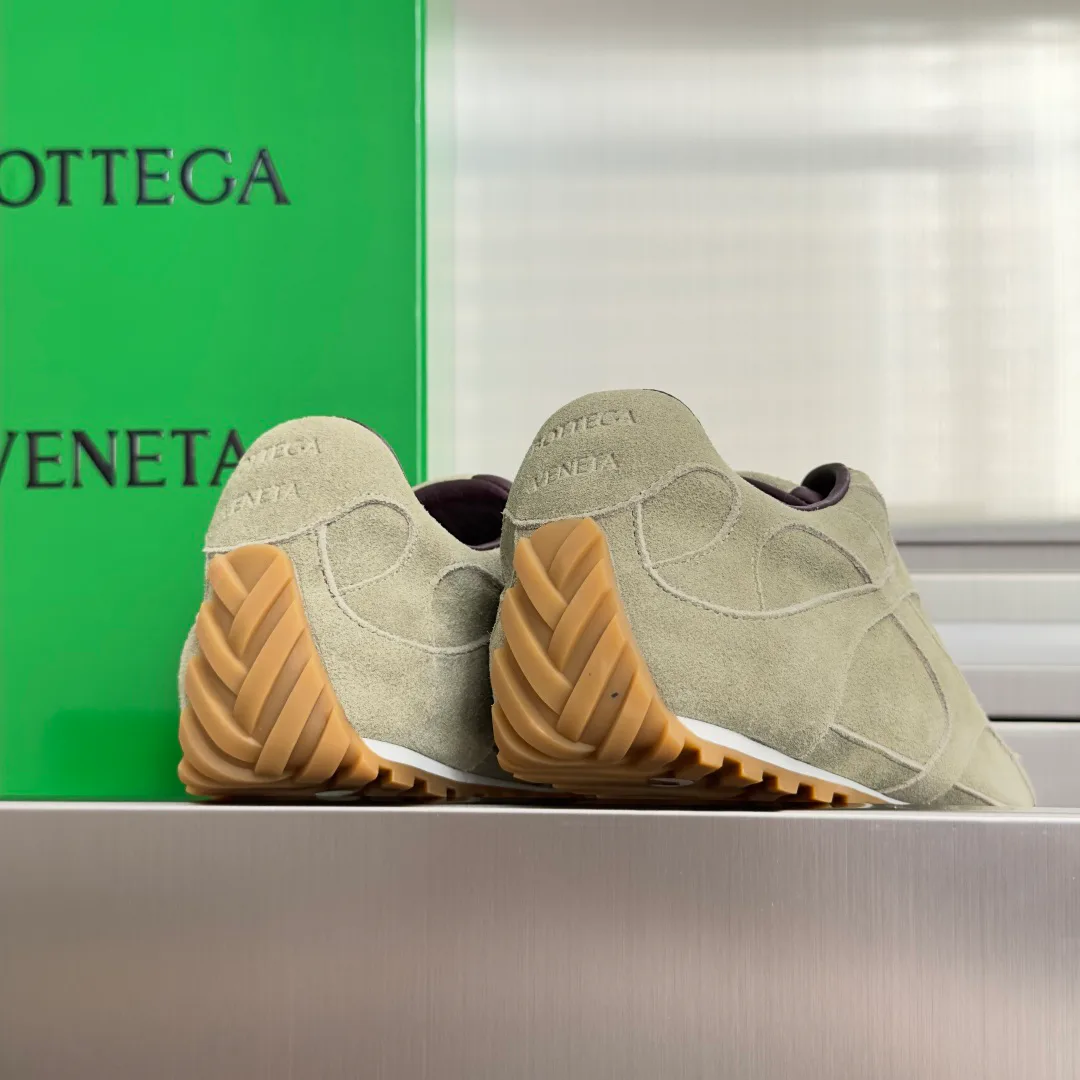 Кроссовки Женские Bottega Veneta 17771975