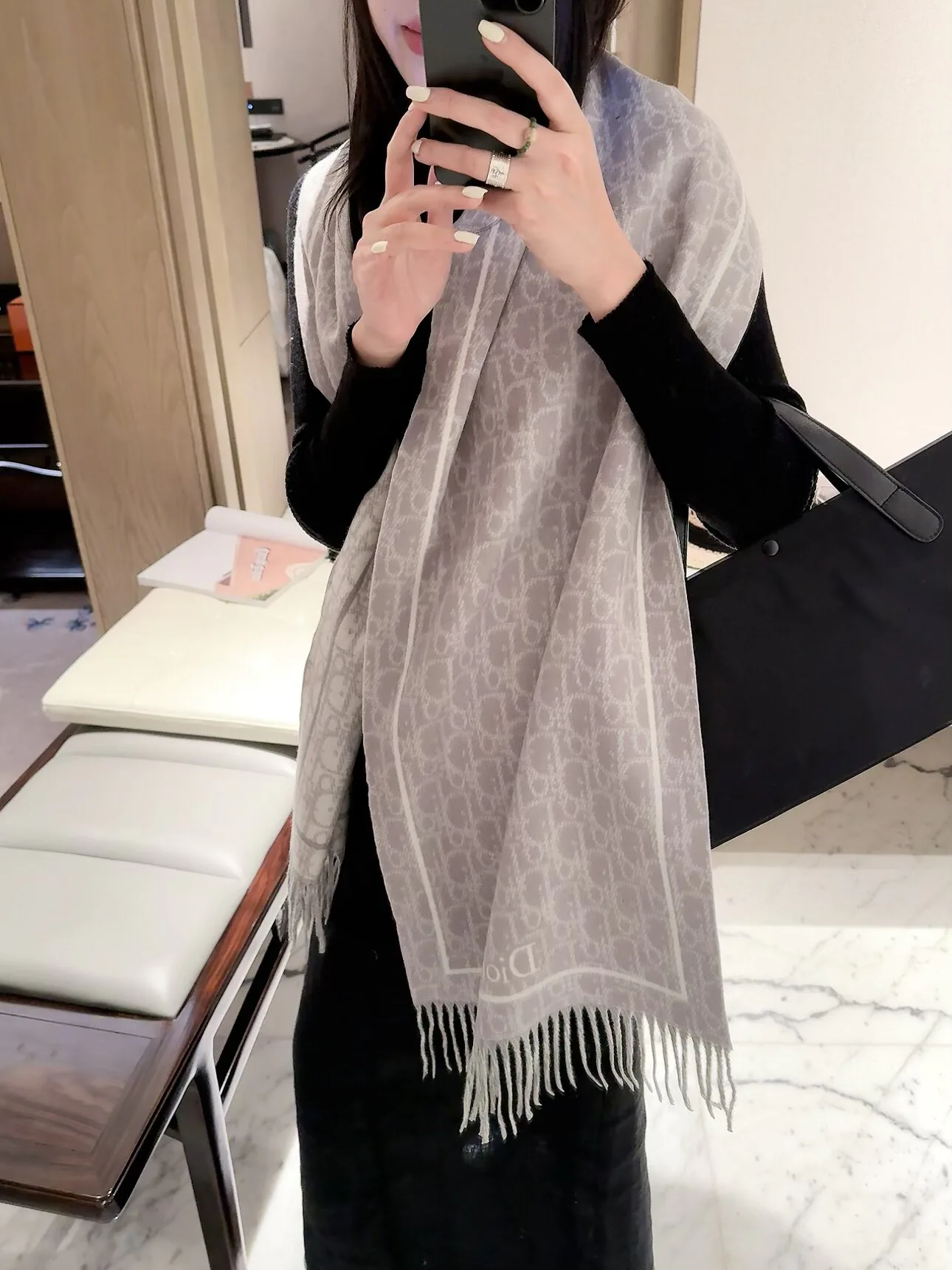 Шарфы Christian Dior 18322595