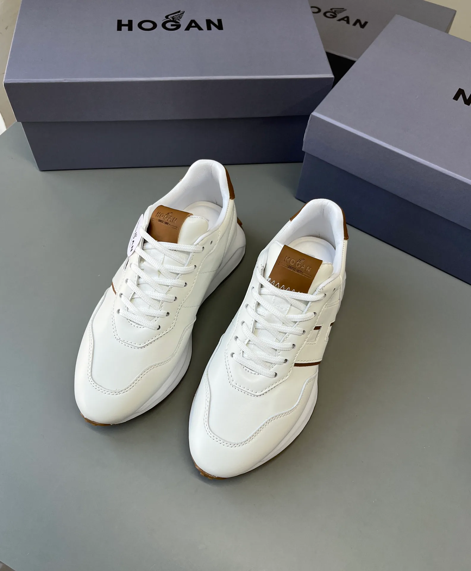 Кроссовки Женские Hogan 12629892