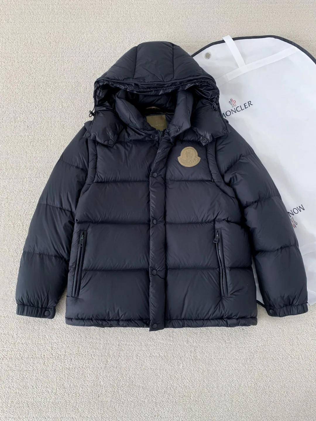 Куртки И Пуховики Мужские Moncler 441240