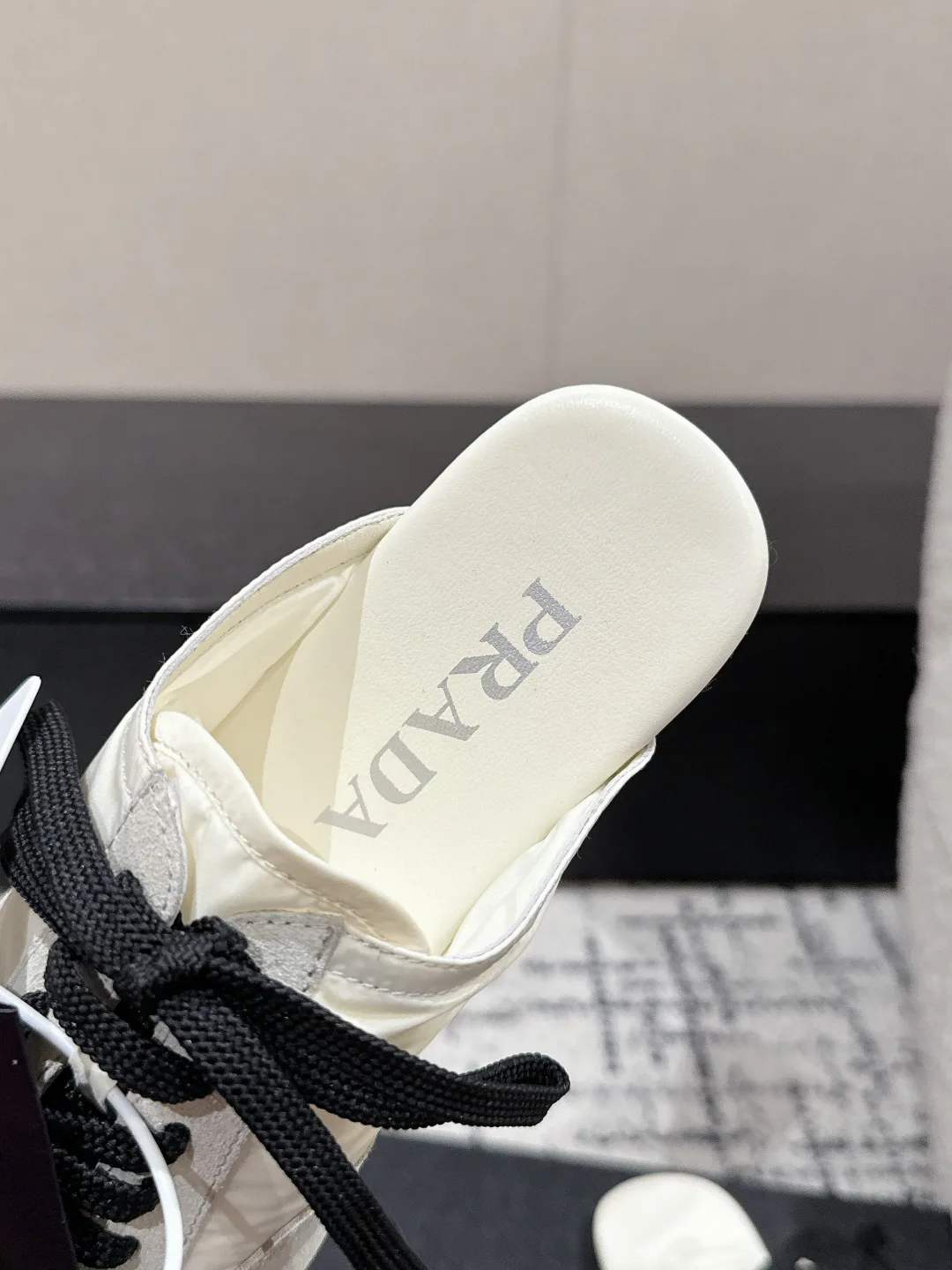 Мюли И Сабо Женские Prada 4830